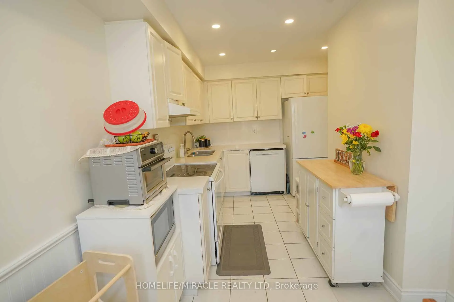 40 Gardenia Way