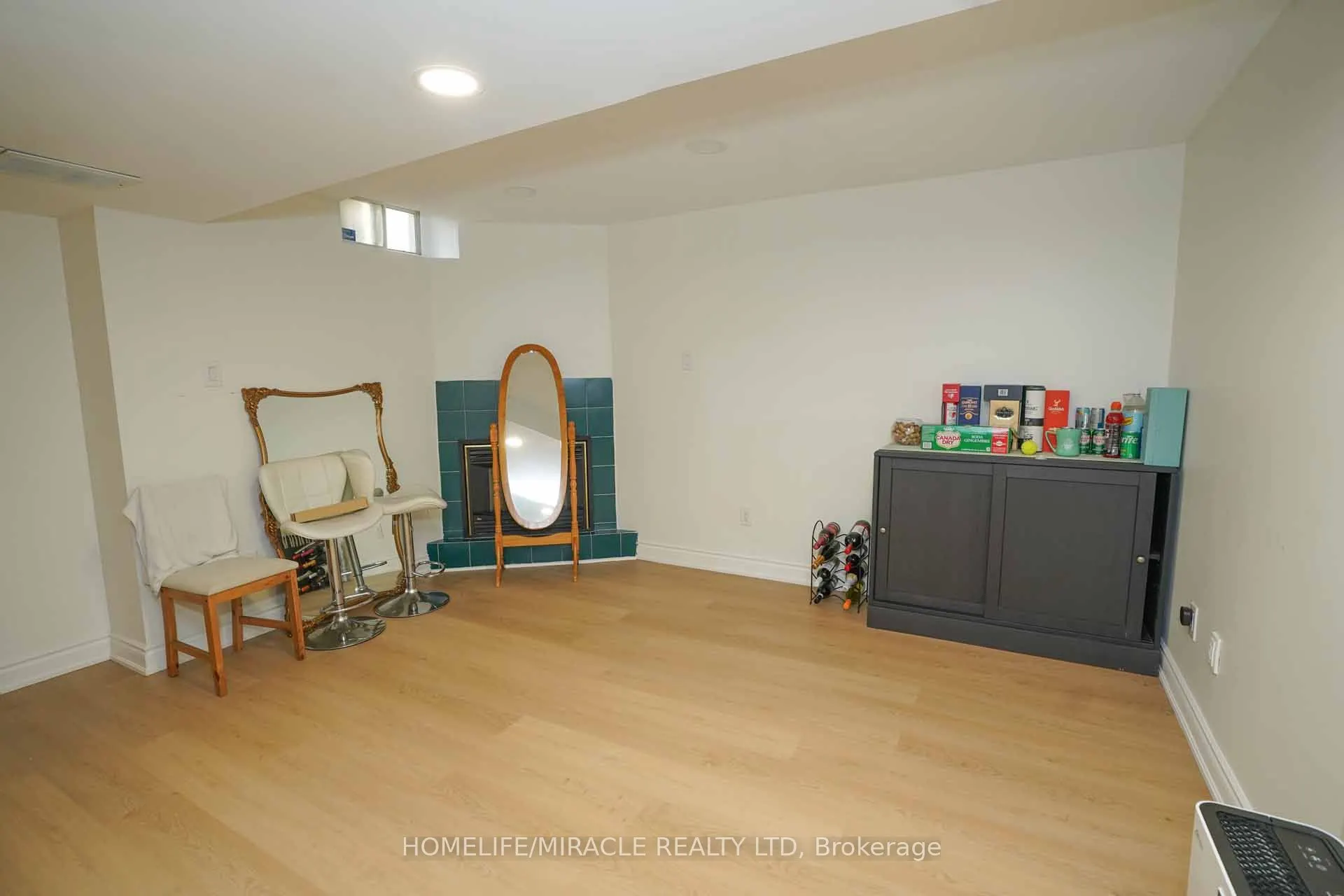 40 Gardenia Way