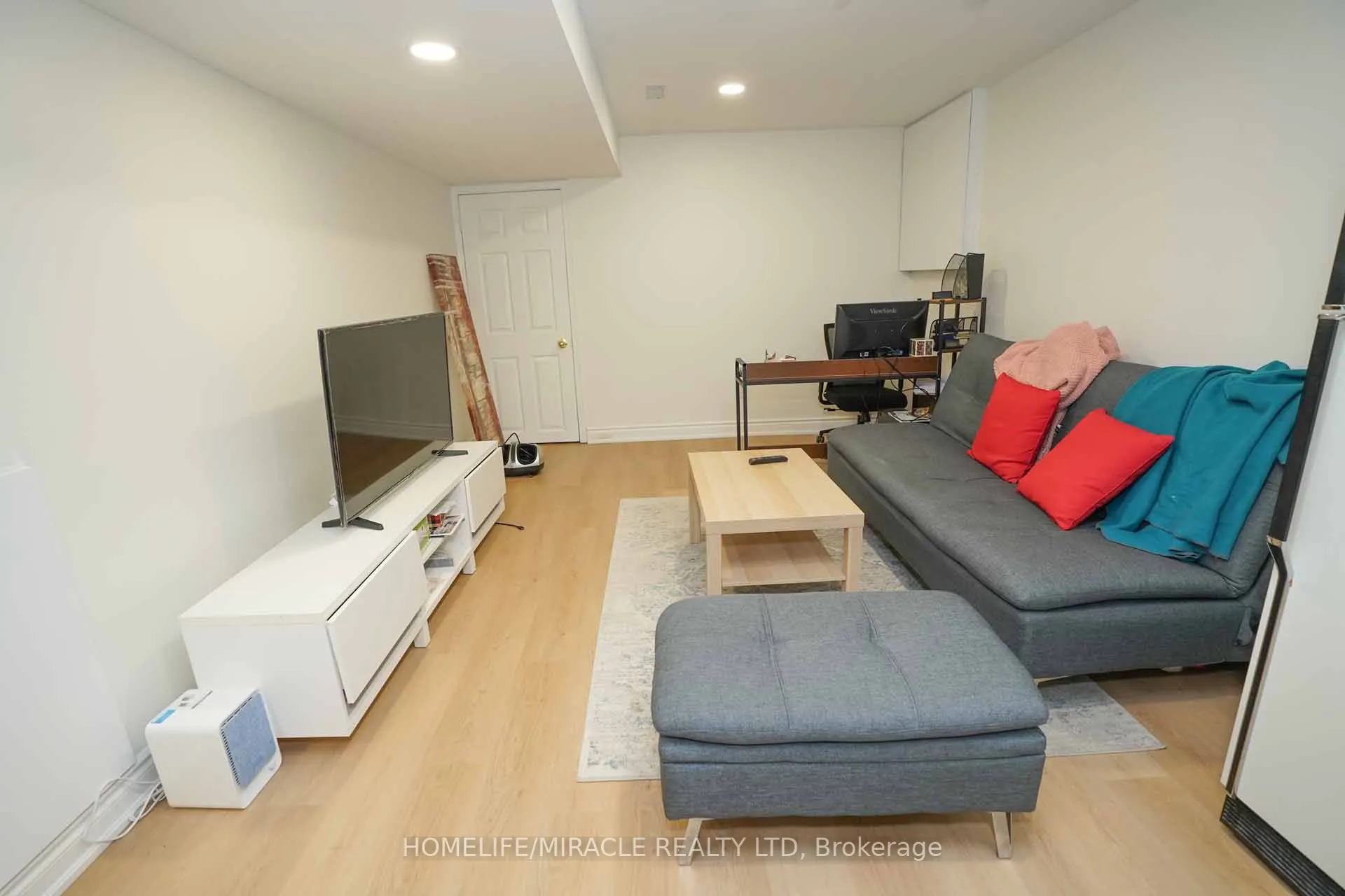 40 Gardenia Way