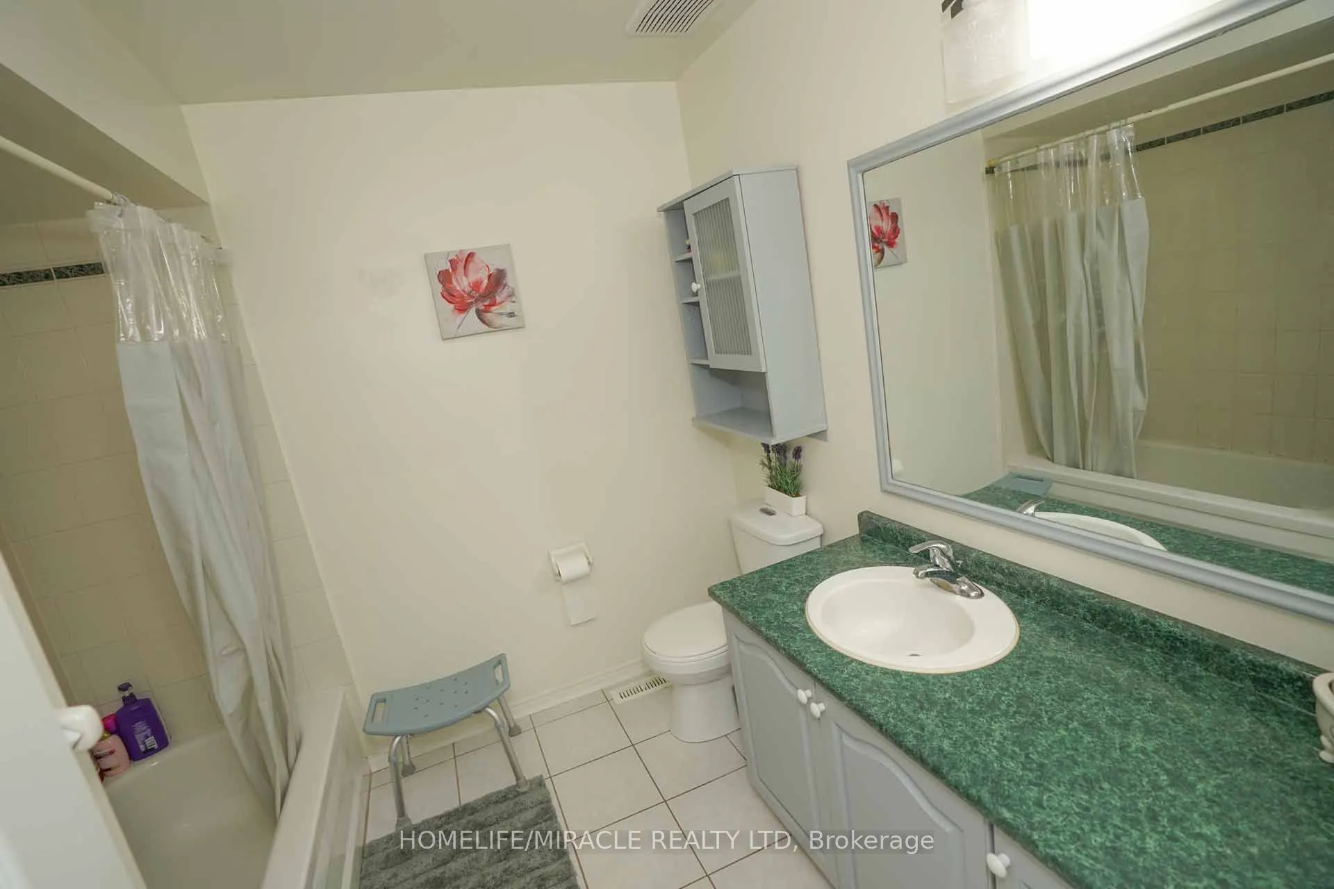 40 Gardenia Way