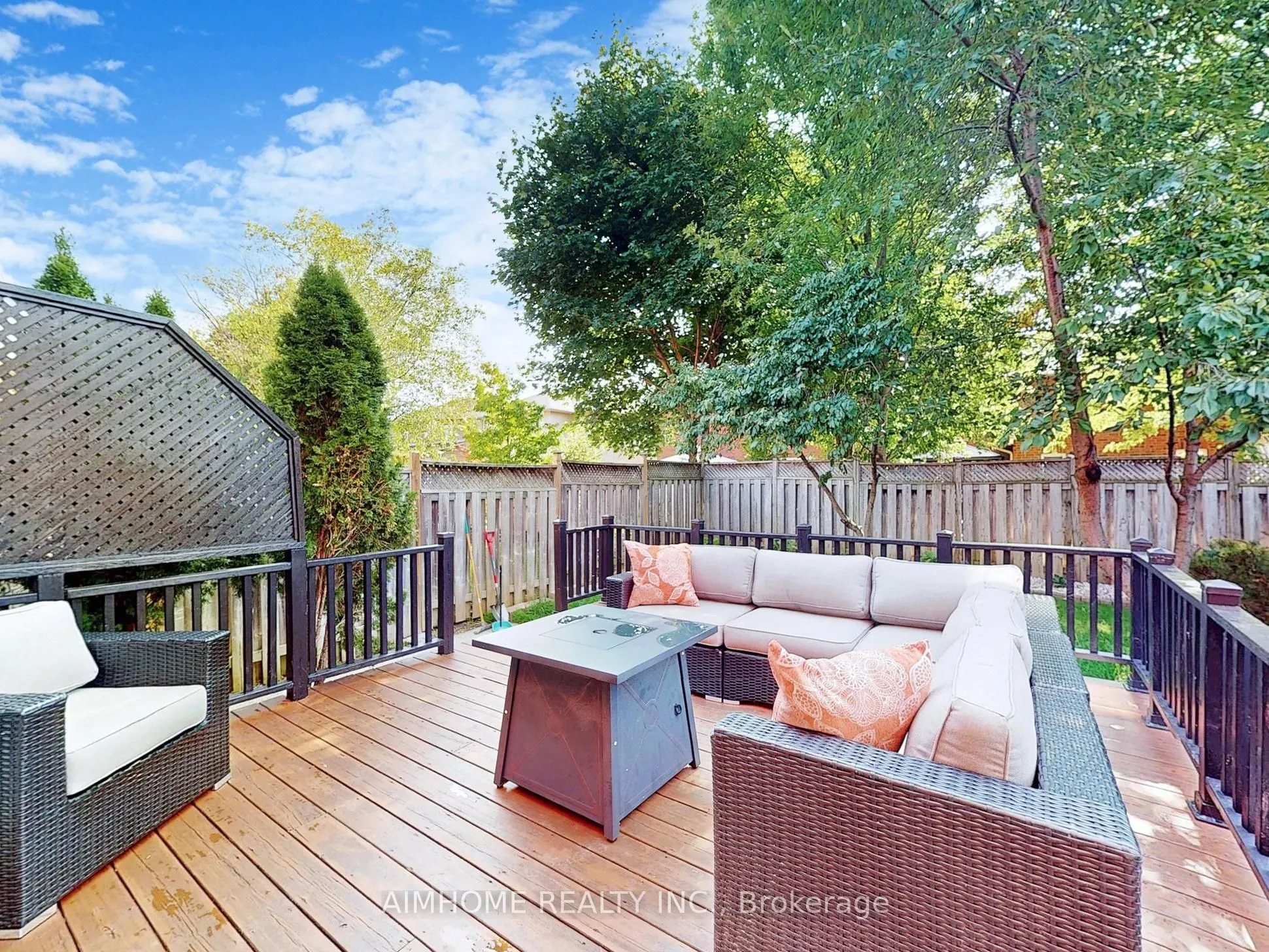2068 Westmount Drive