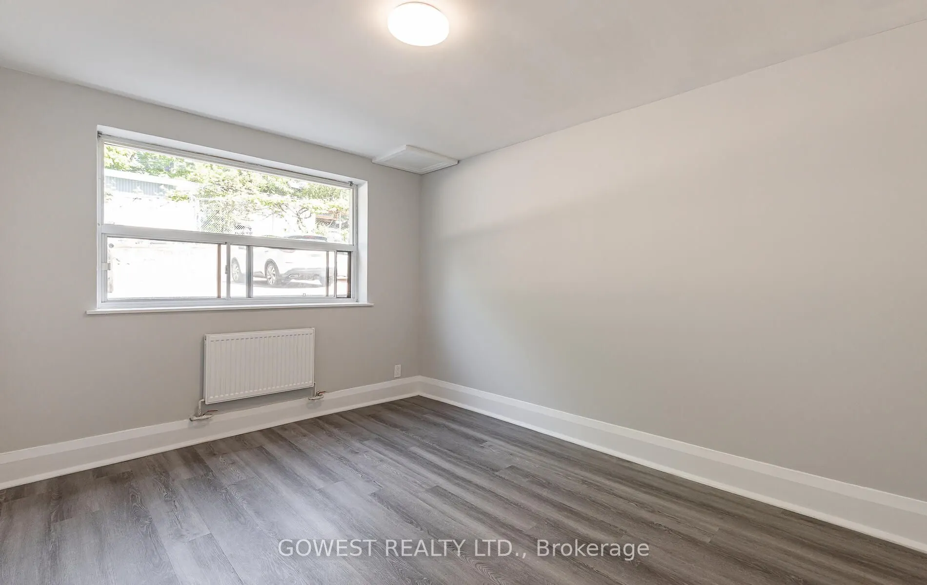 205 Keele Street, #B7
