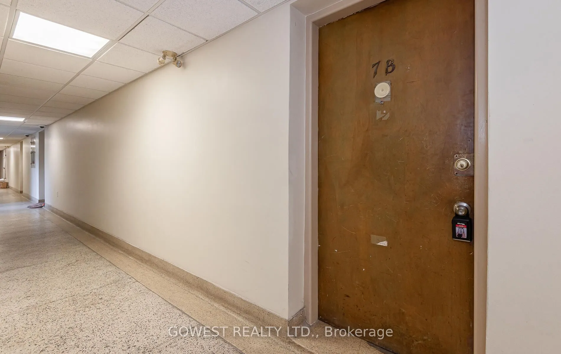 205 Keele Street, #B7