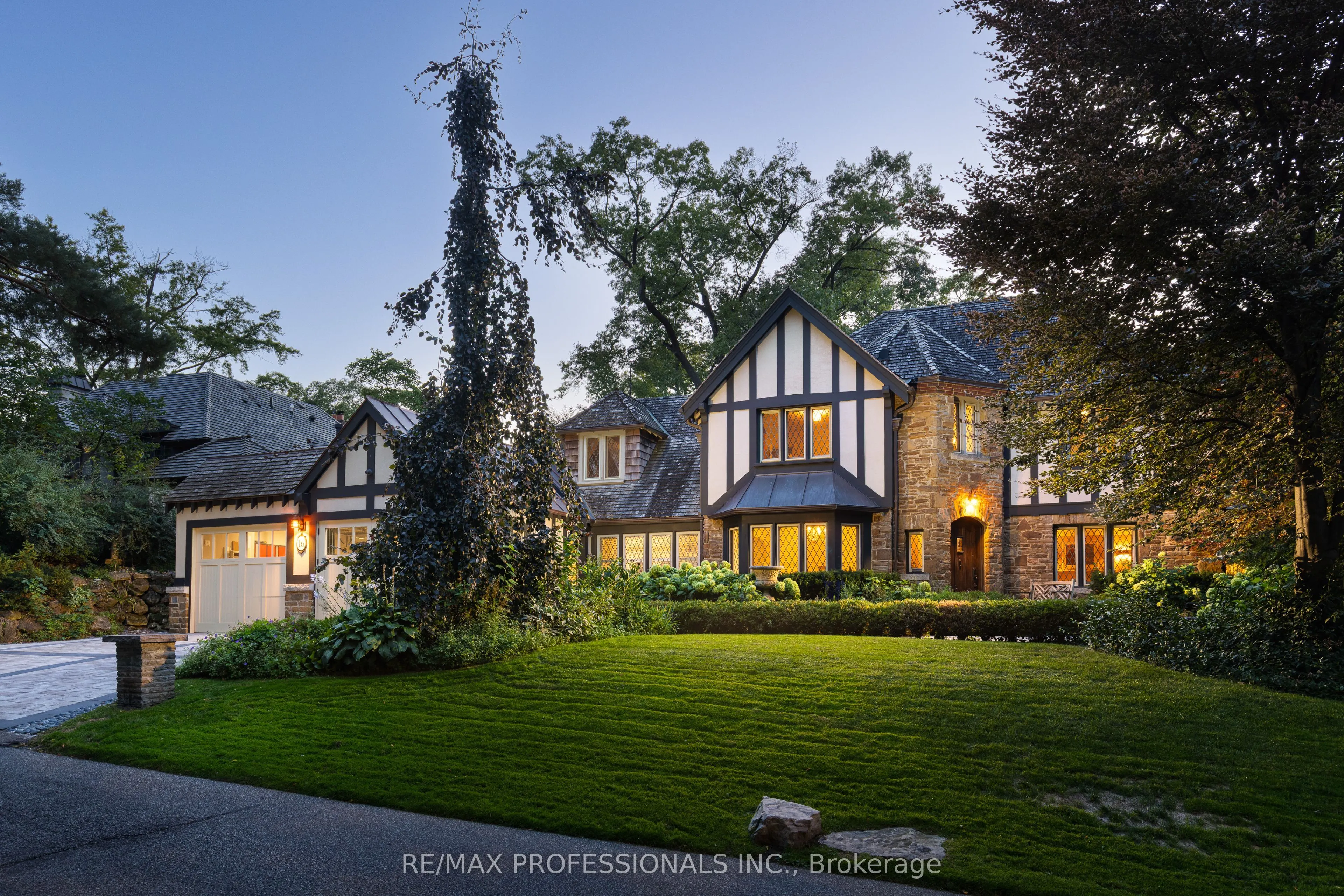 16 Kingsway Crescent