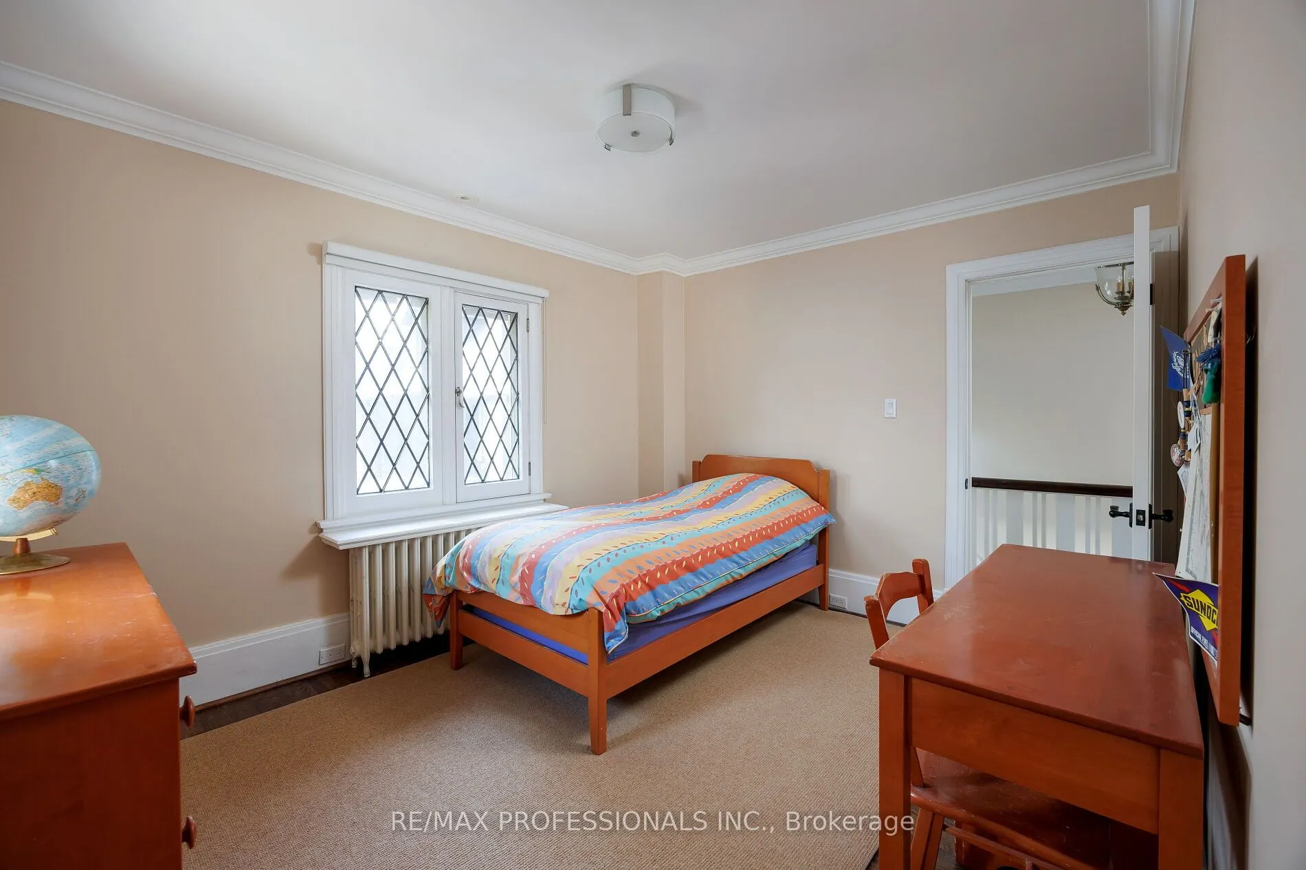 16 Kingsway Crescent