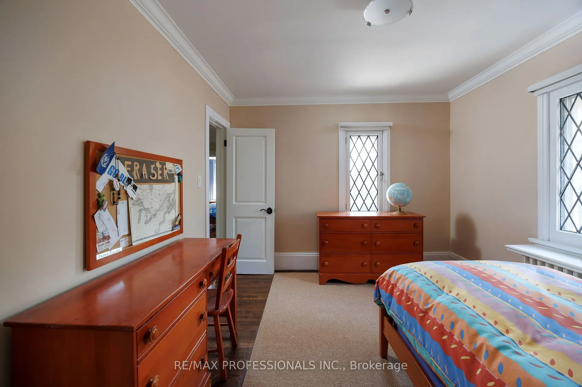16 Kingsway Crescent