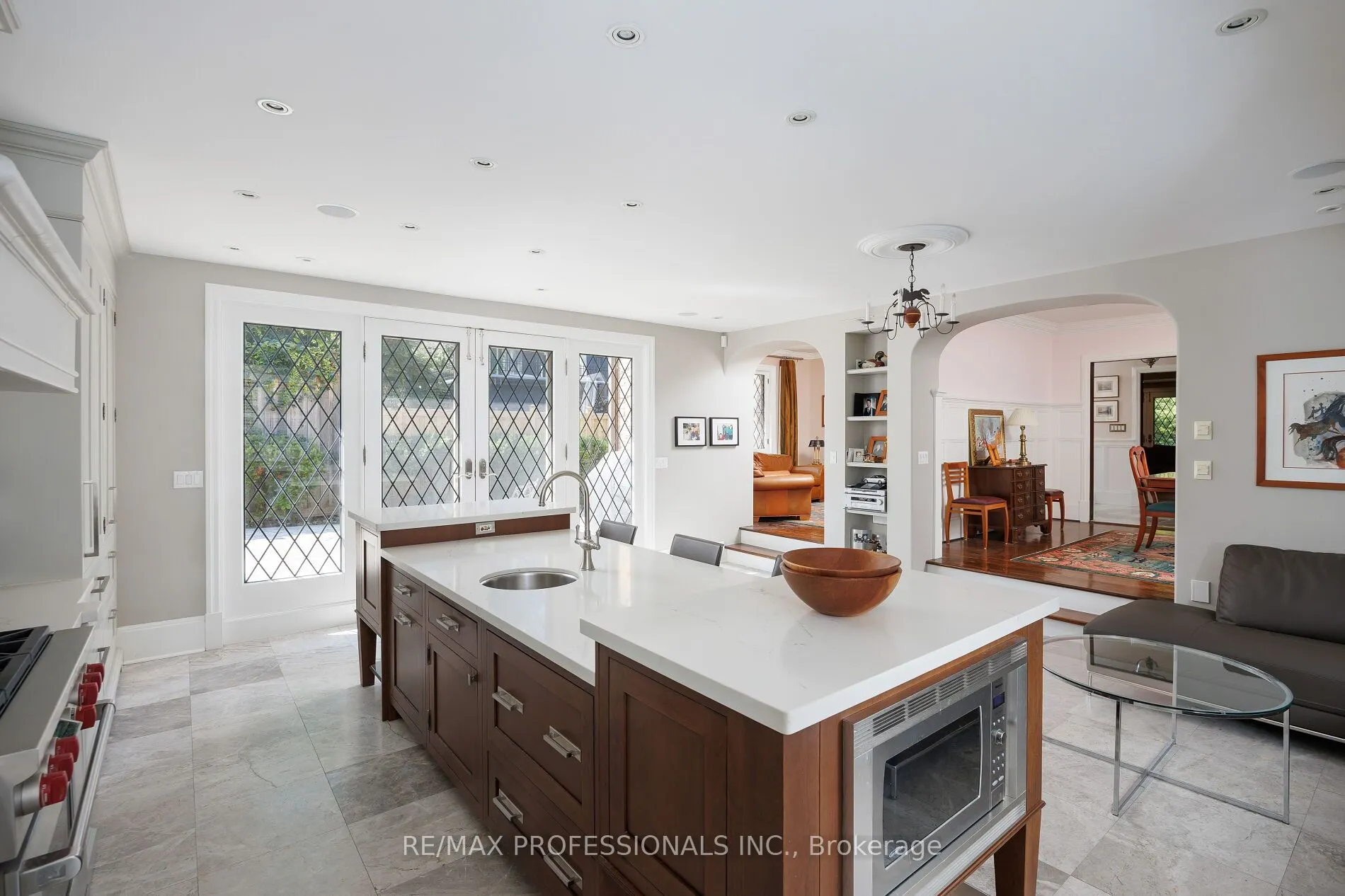 16 Kingsway Crescent