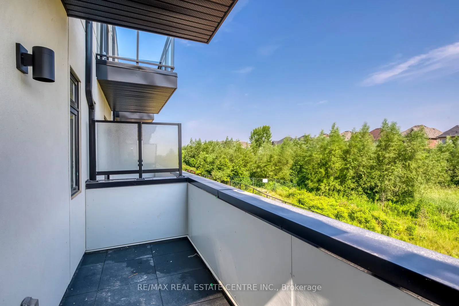 3049 Trailside Drive
