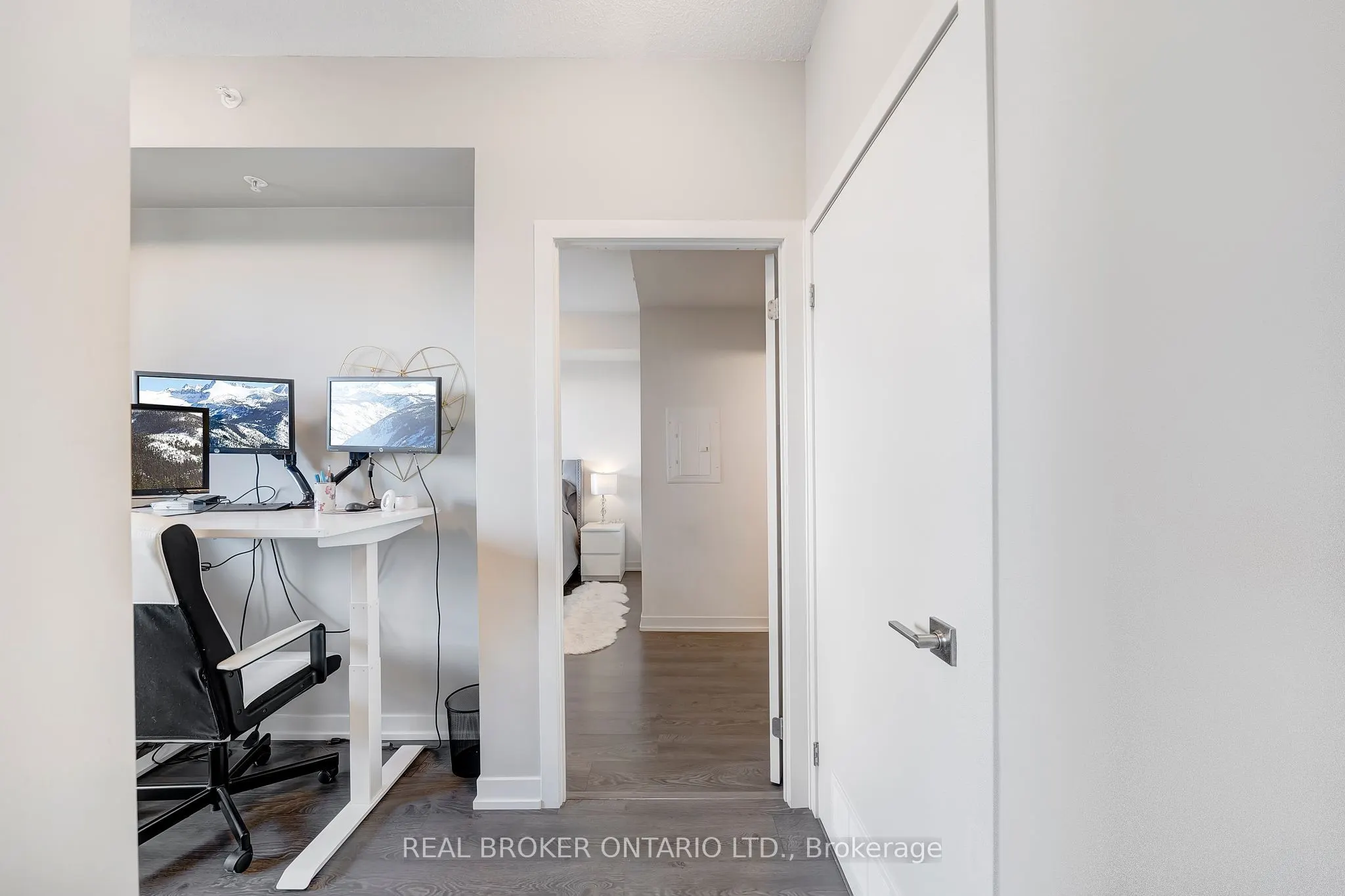 2087 FAIRVIEW Street, #606