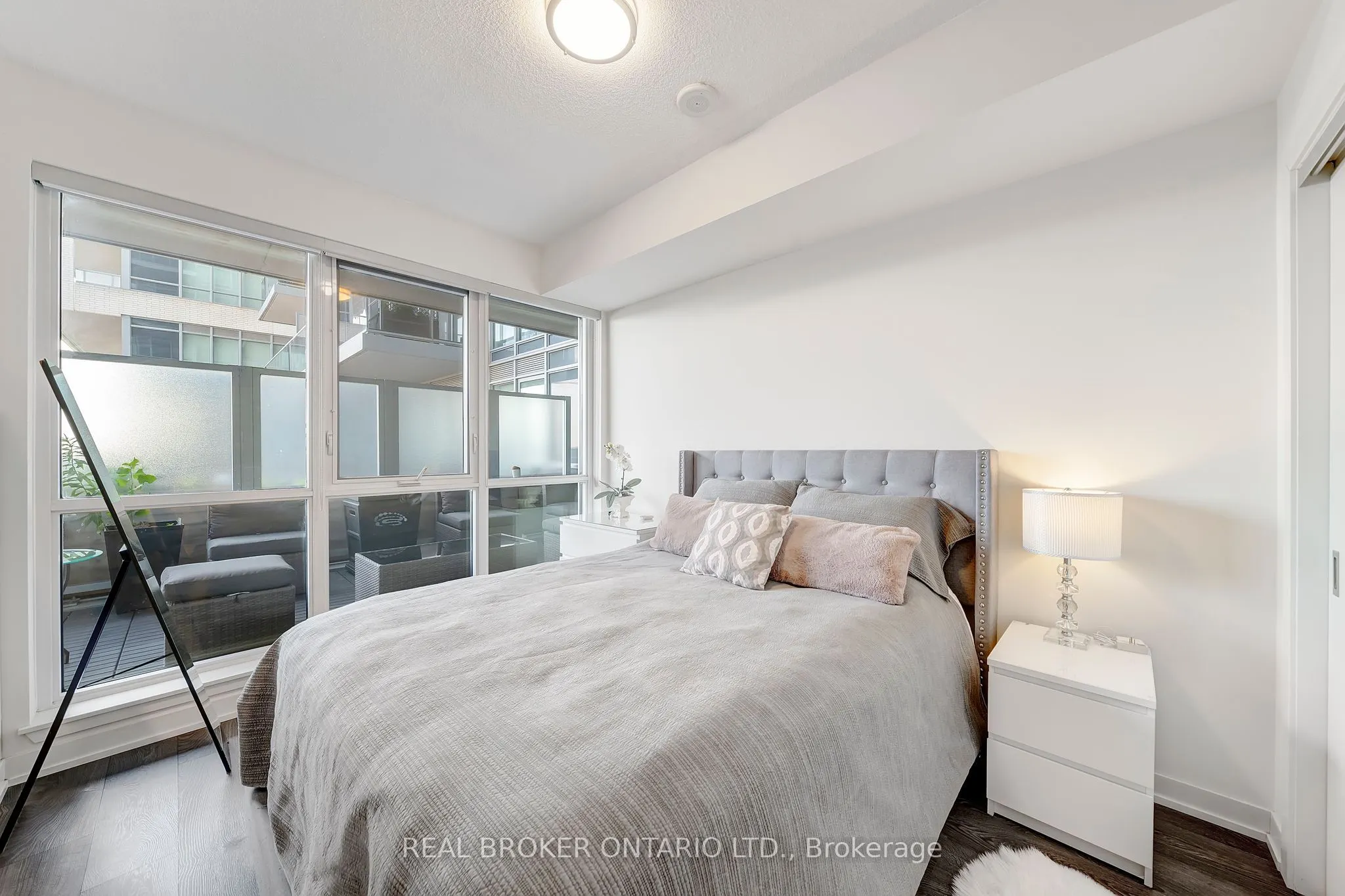 2087 FAIRVIEW Street, #606