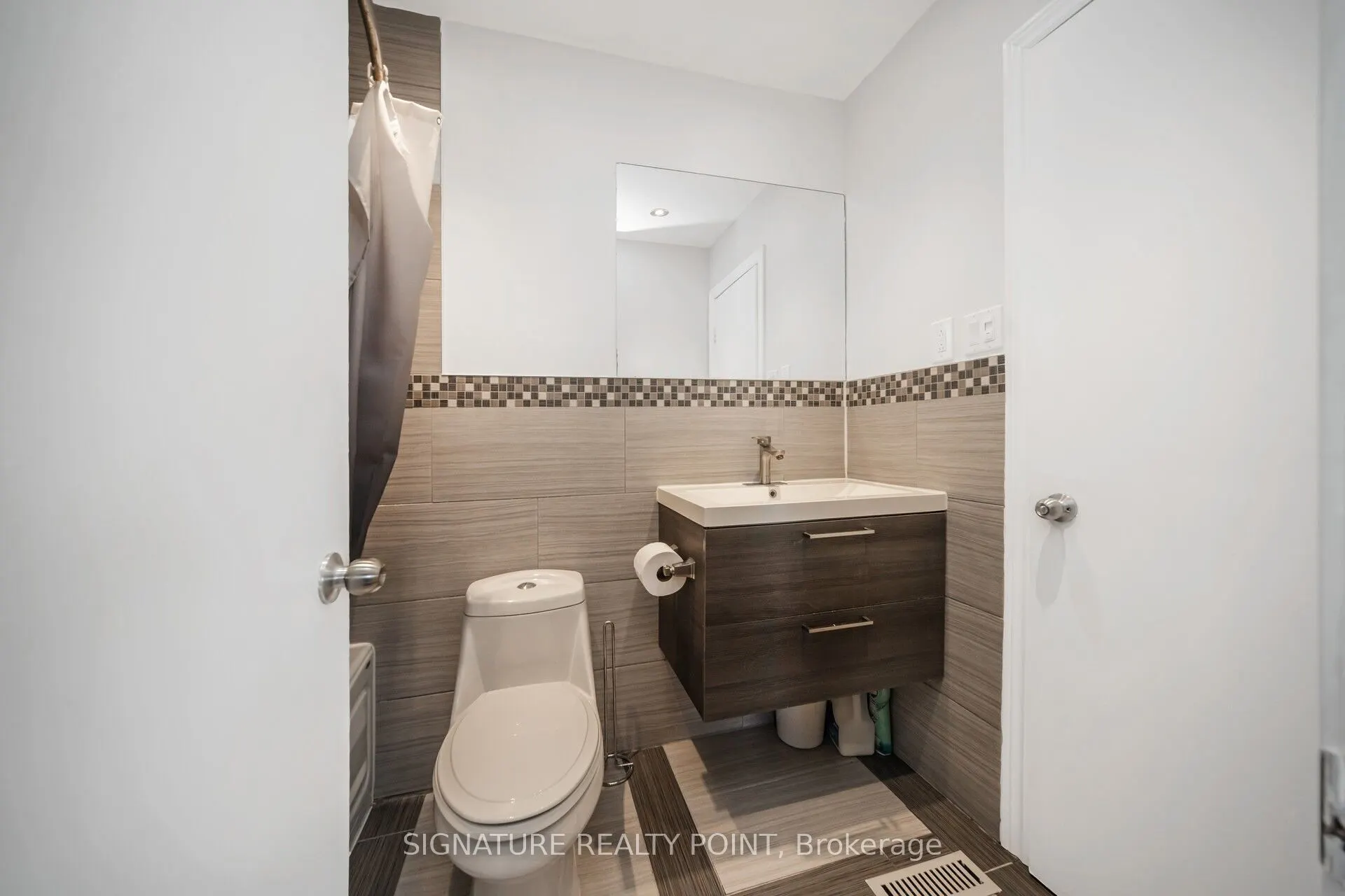 222 Simmons Boulevard