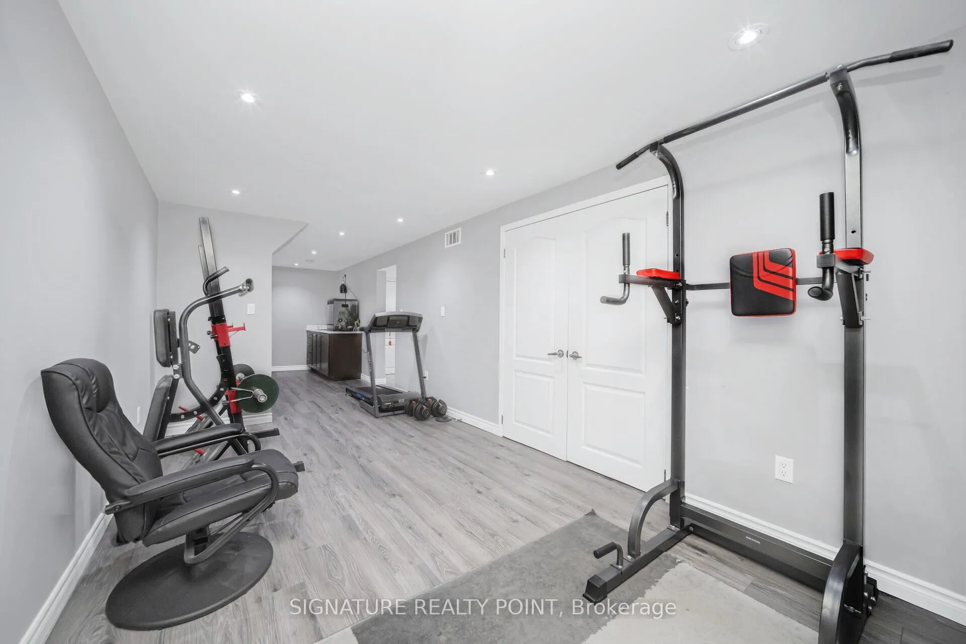 222 Simmons Boulevard