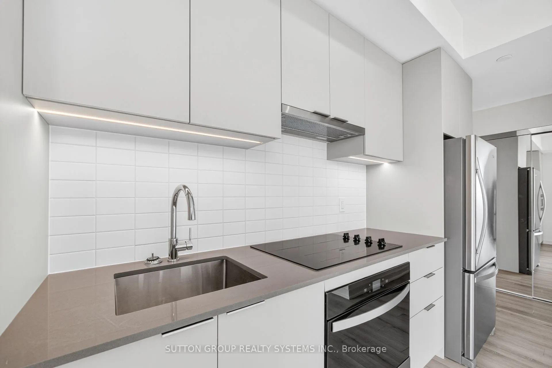 3079 Trafalgar Road, #1102
