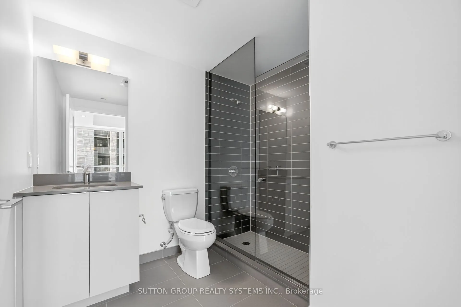 3079 Trafalgar Road, #1102