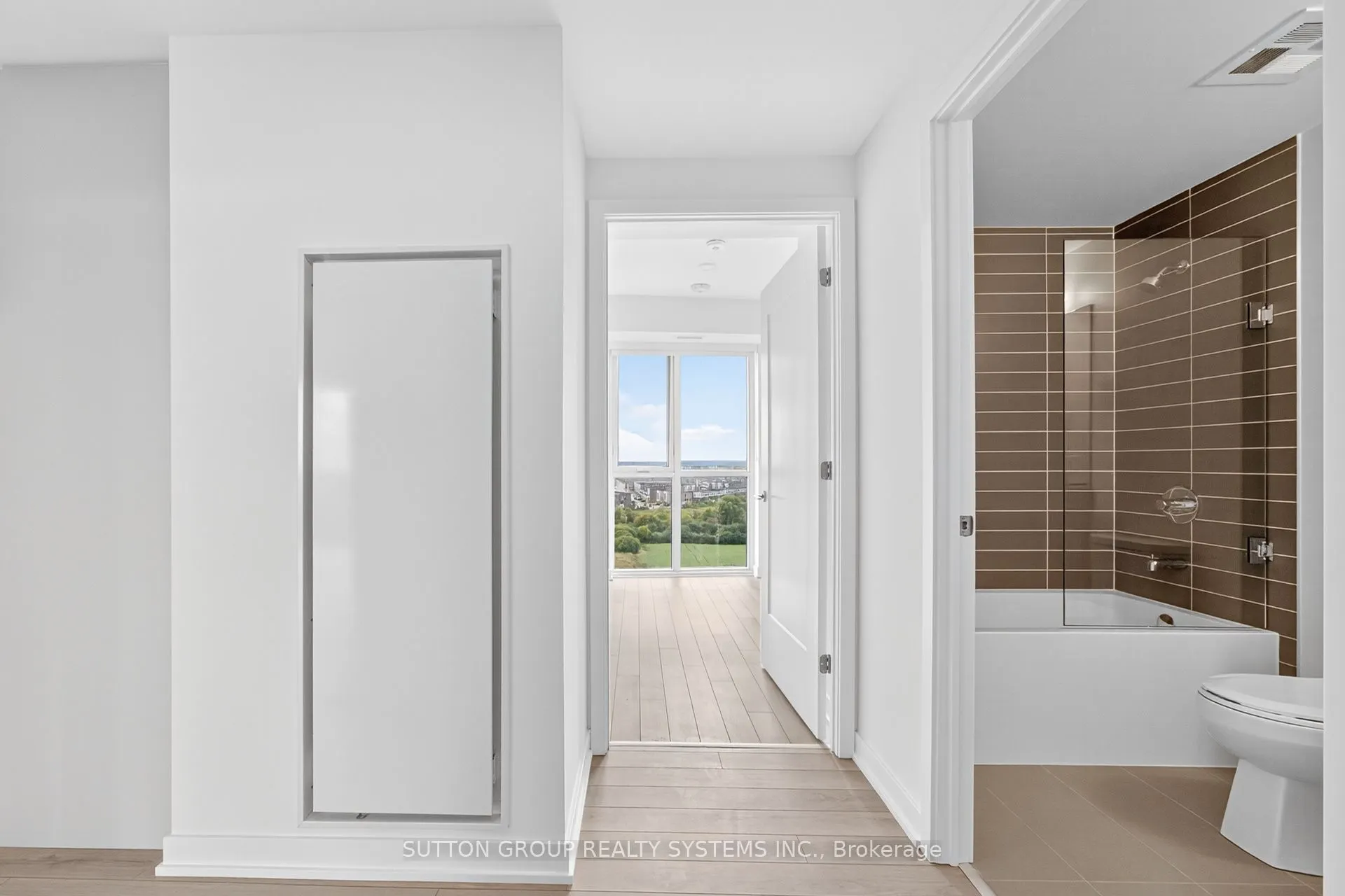 3079 Trafalgar Road, #1102