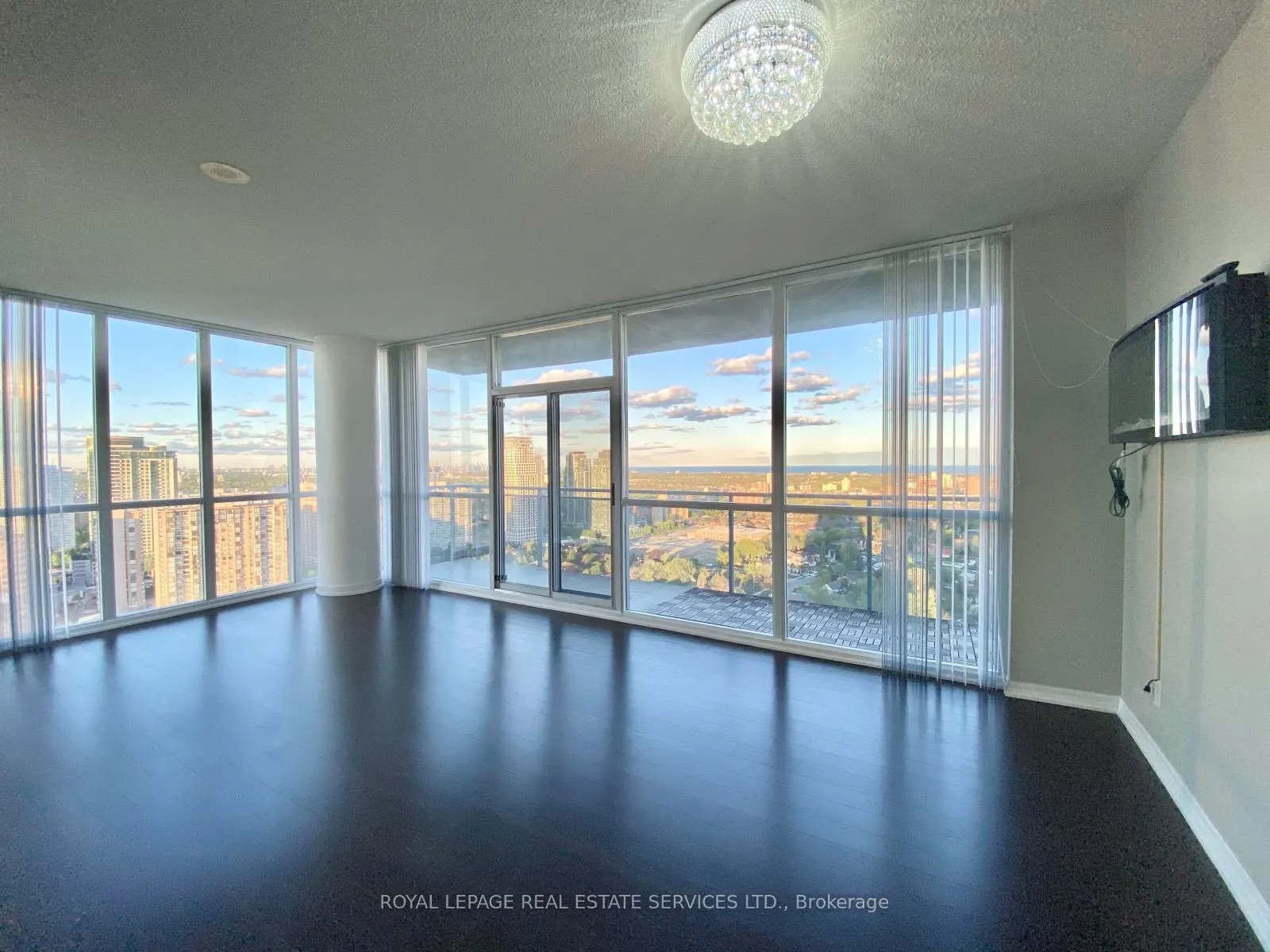 223 Webb Drive, #2706