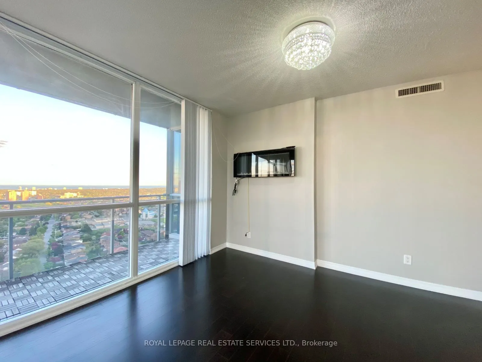 223 Webb Drive, #2706