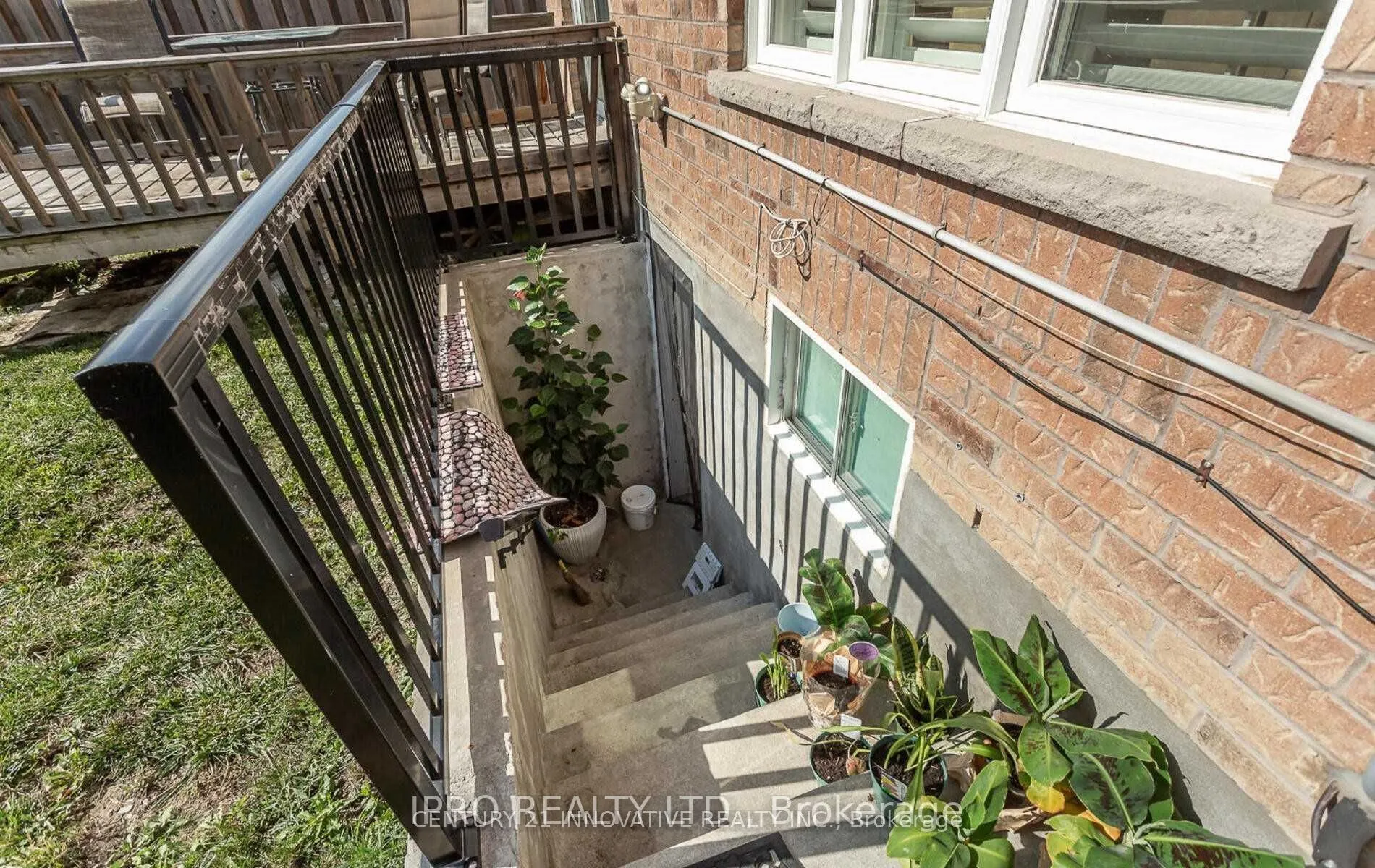 126 Footbridge Crescent