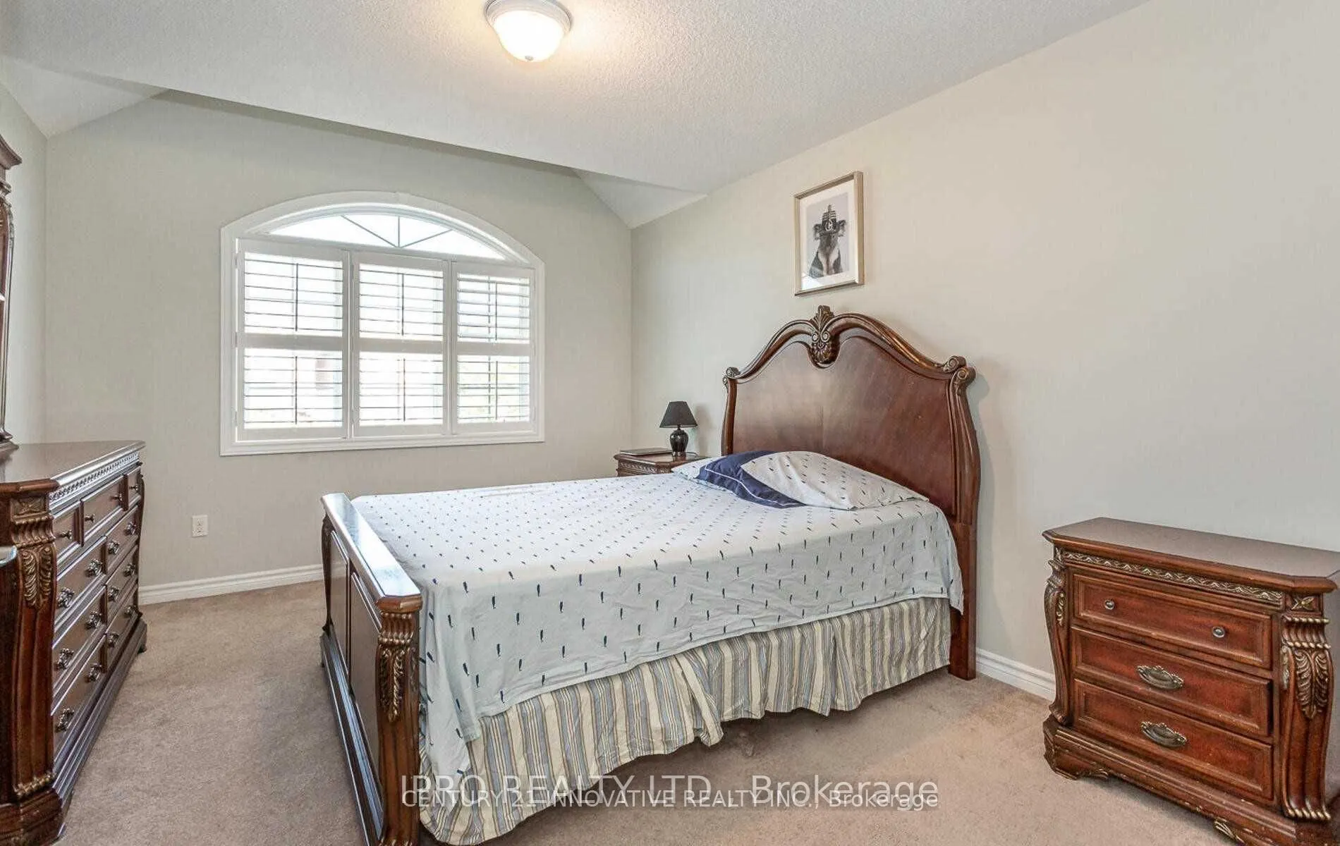 126 Footbridge Crescent