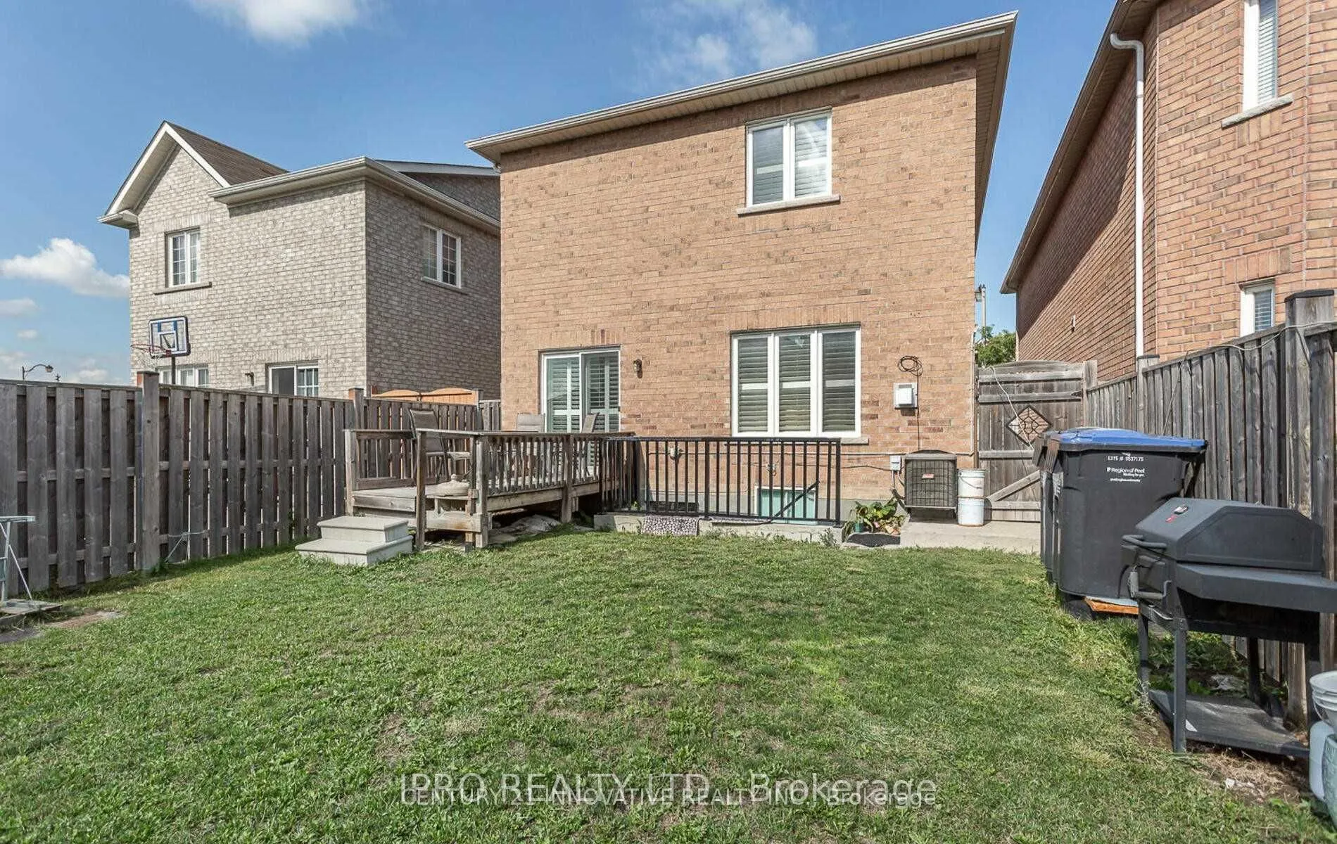 126 Footbridge Crescent