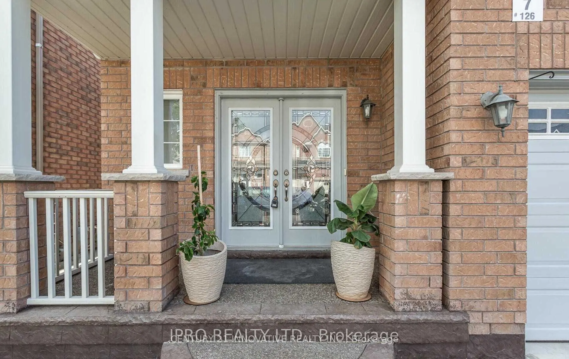 126 Footbridge Crescent