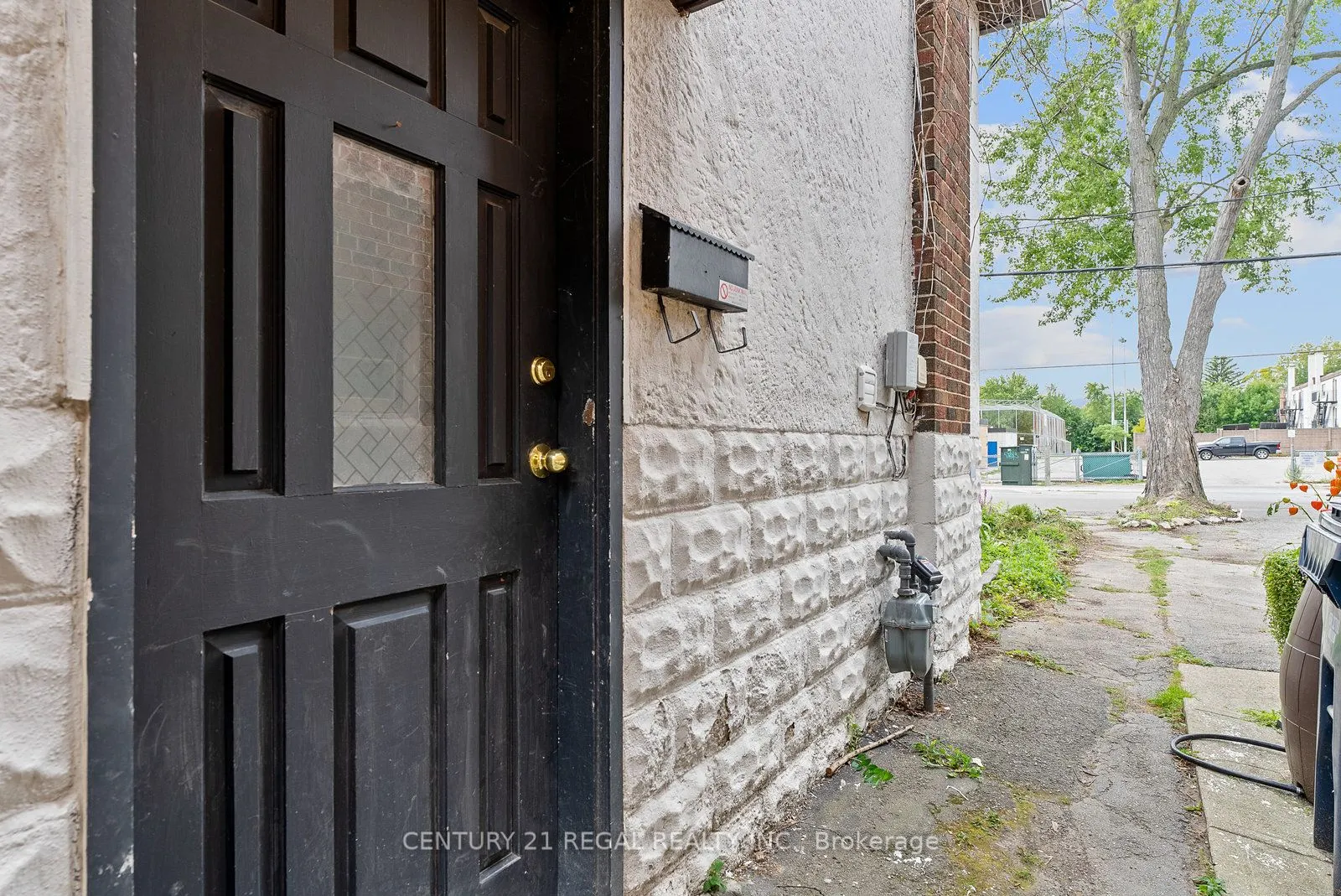 64 Arcadian Circle