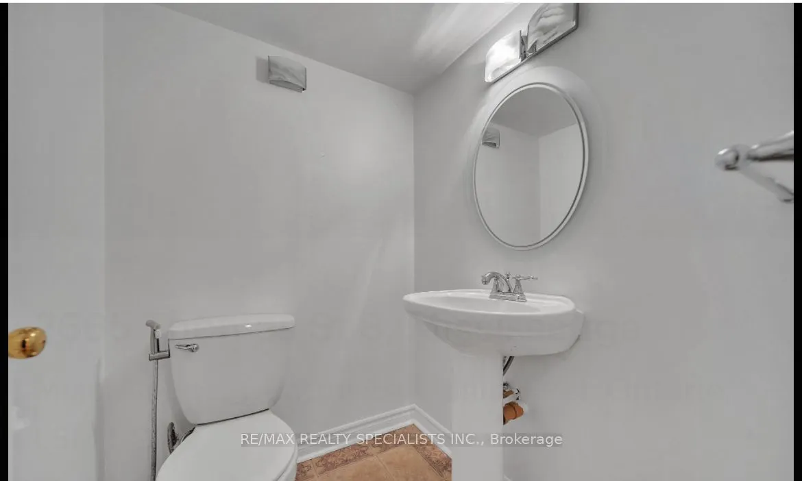 2665 Thomas Street, #8