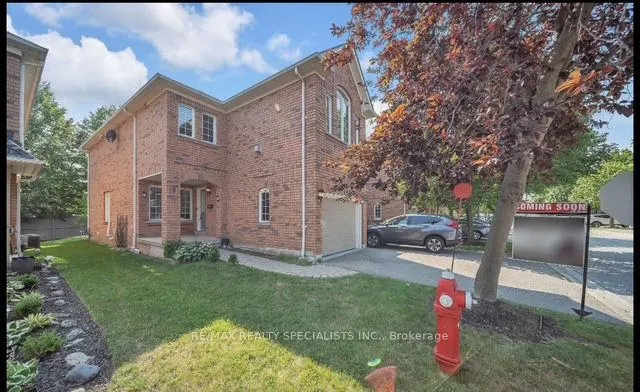 2665 Thomas Street, #8
