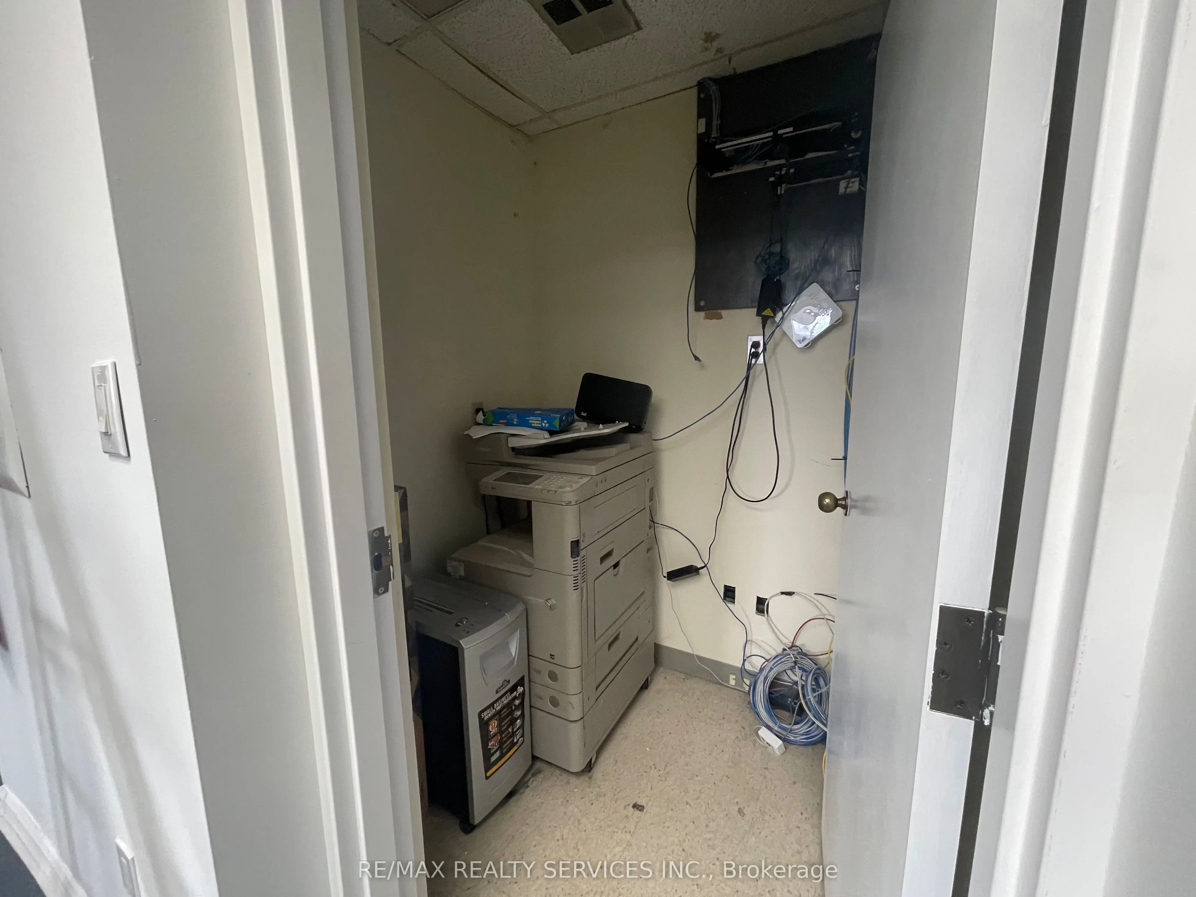 529 Speers Road, #3