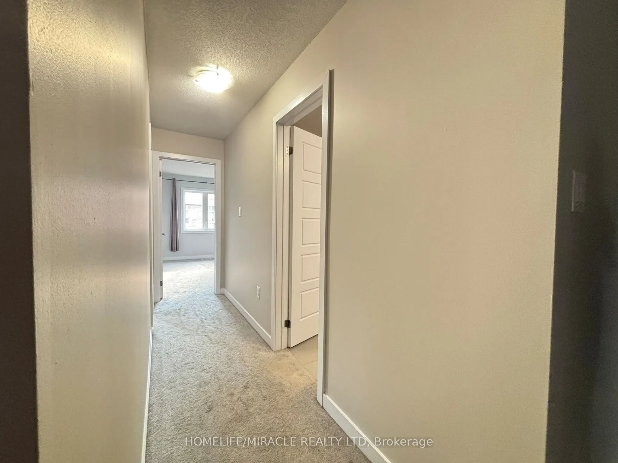 4 Hoover Road