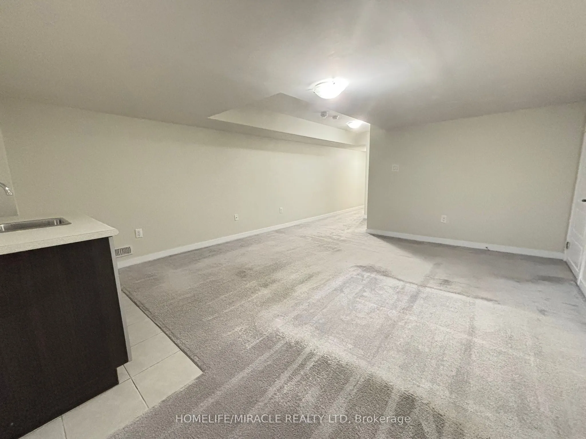 4 Hoover Road