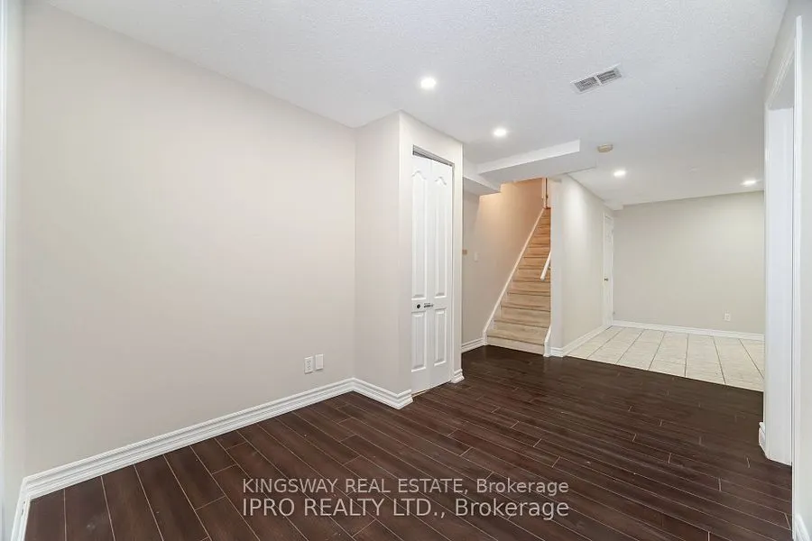 803 Khan Crescent, #Bsmt