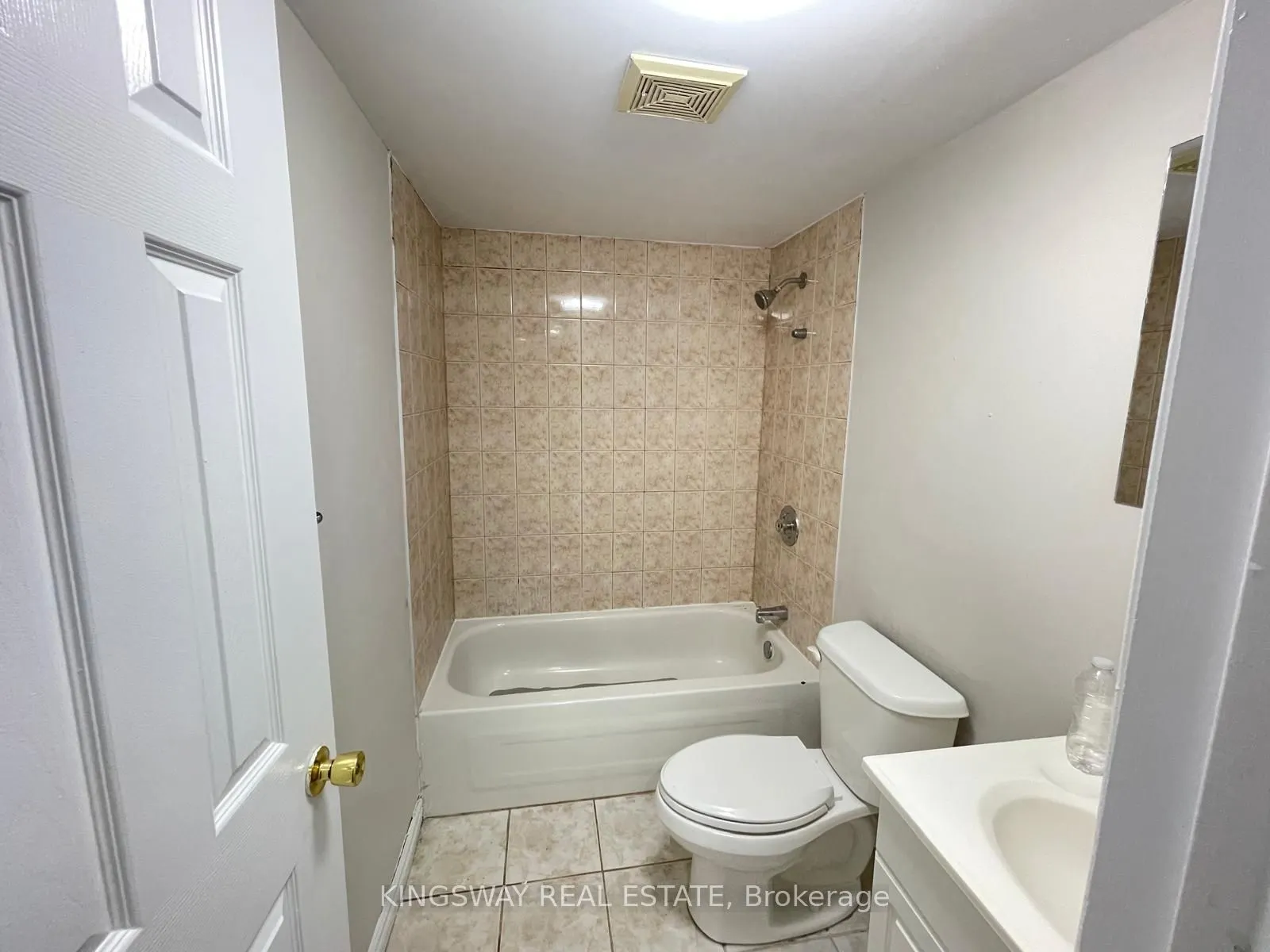 803 Khan Crescent, #Bsmt