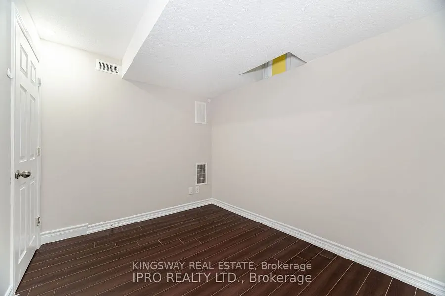803 Khan Crescent, #Bsmt