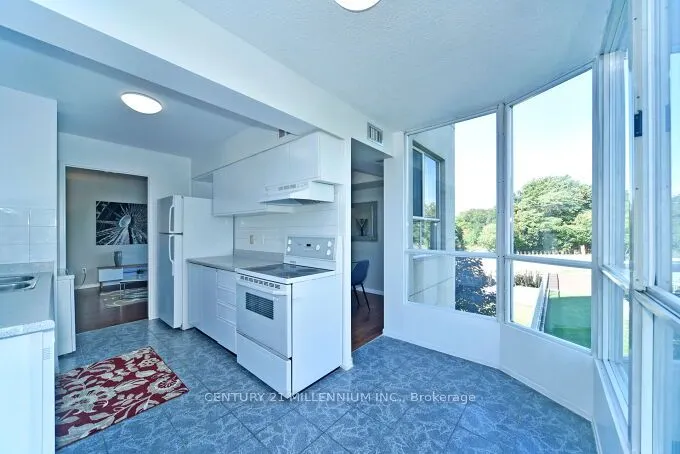 3077 Weston Road, #304
