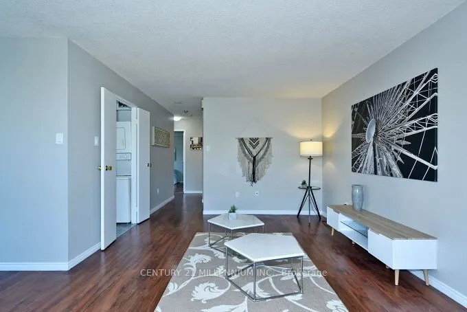 3077 Weston Road, #304