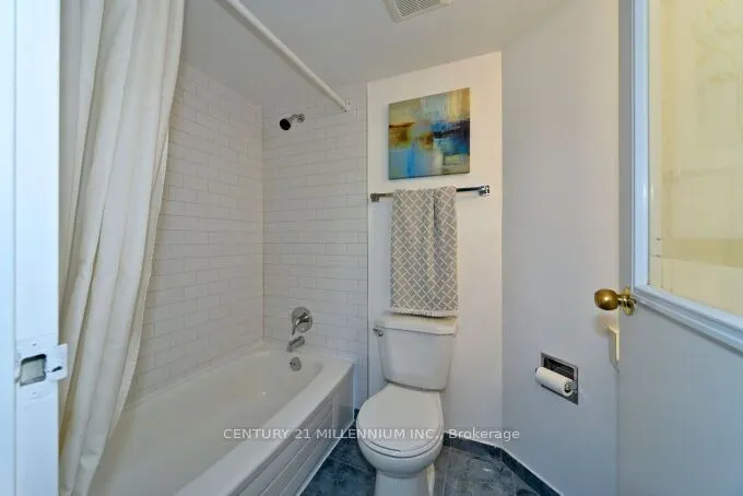 3077 Weston Road, #304