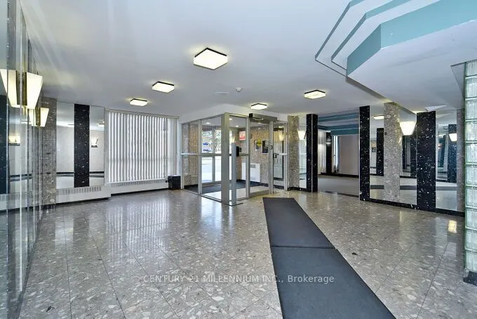 3077 Weston Road, #304