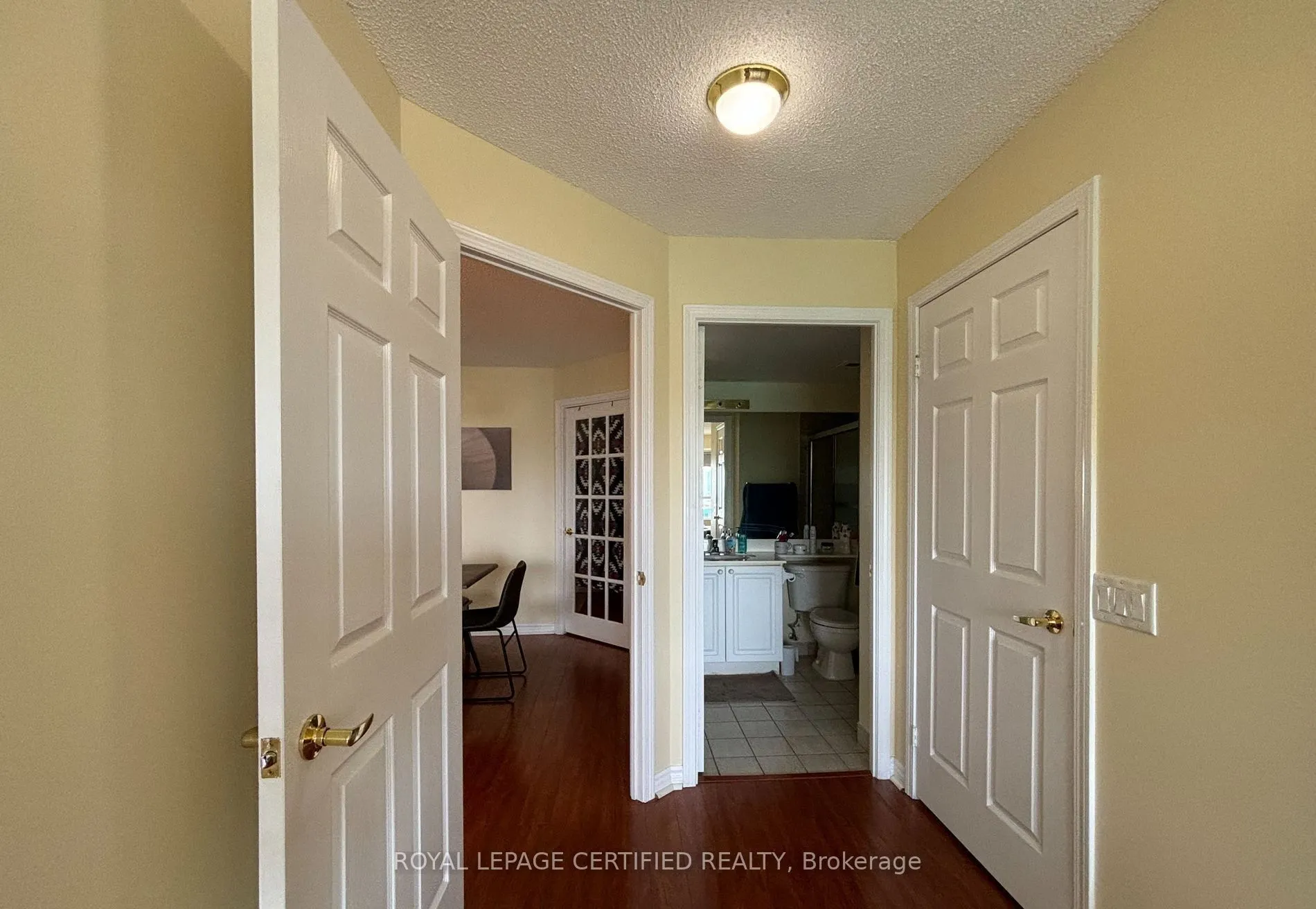 25 Kingsbridge Garden Circle, #1526