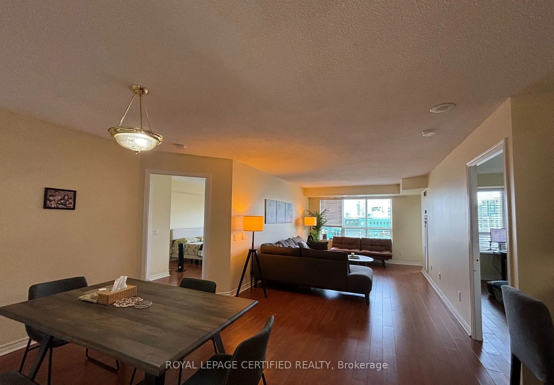25 Kingsbridge Garden Circle, #1526