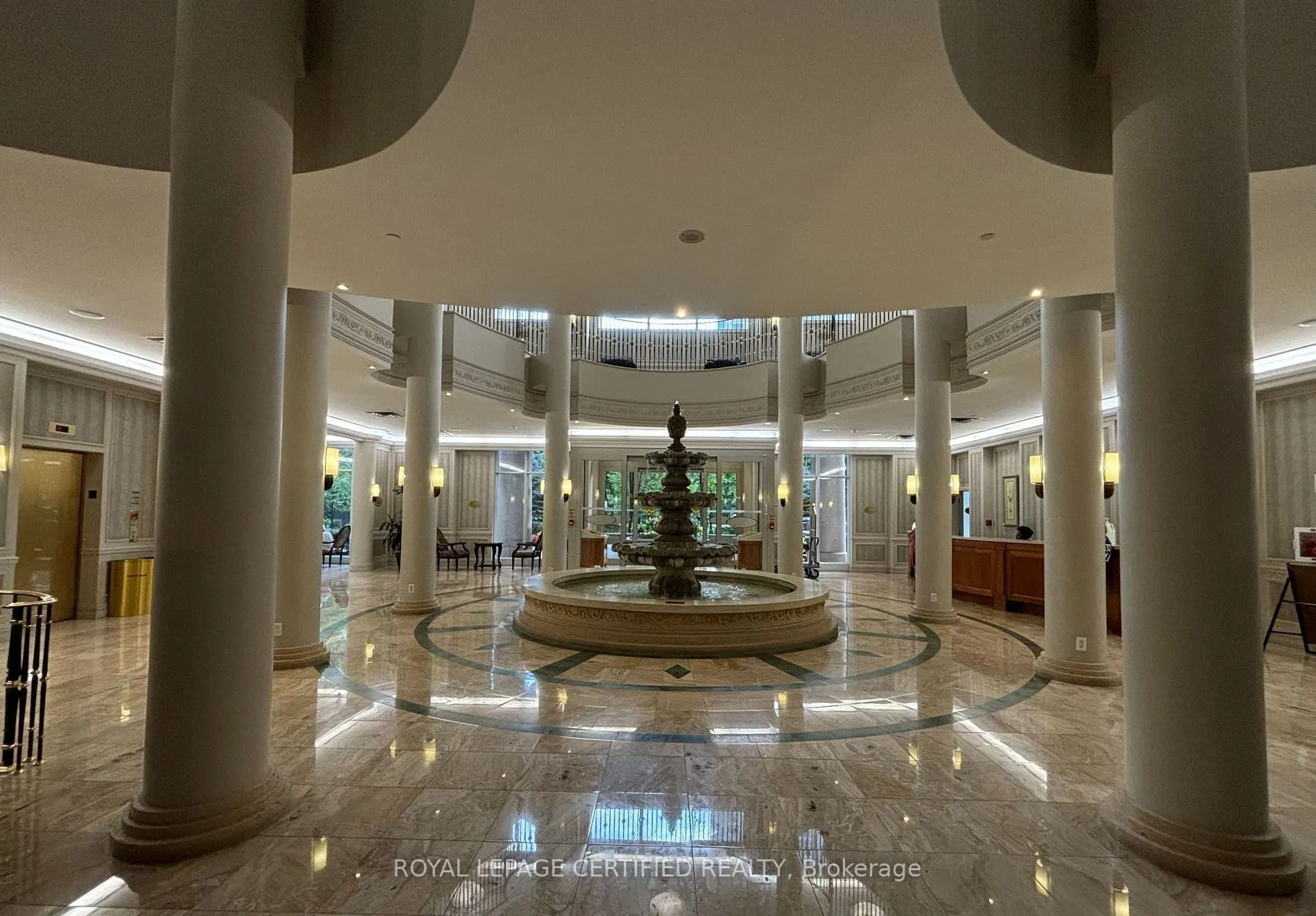 25 Kingsbridge Garden Circle, #1526
