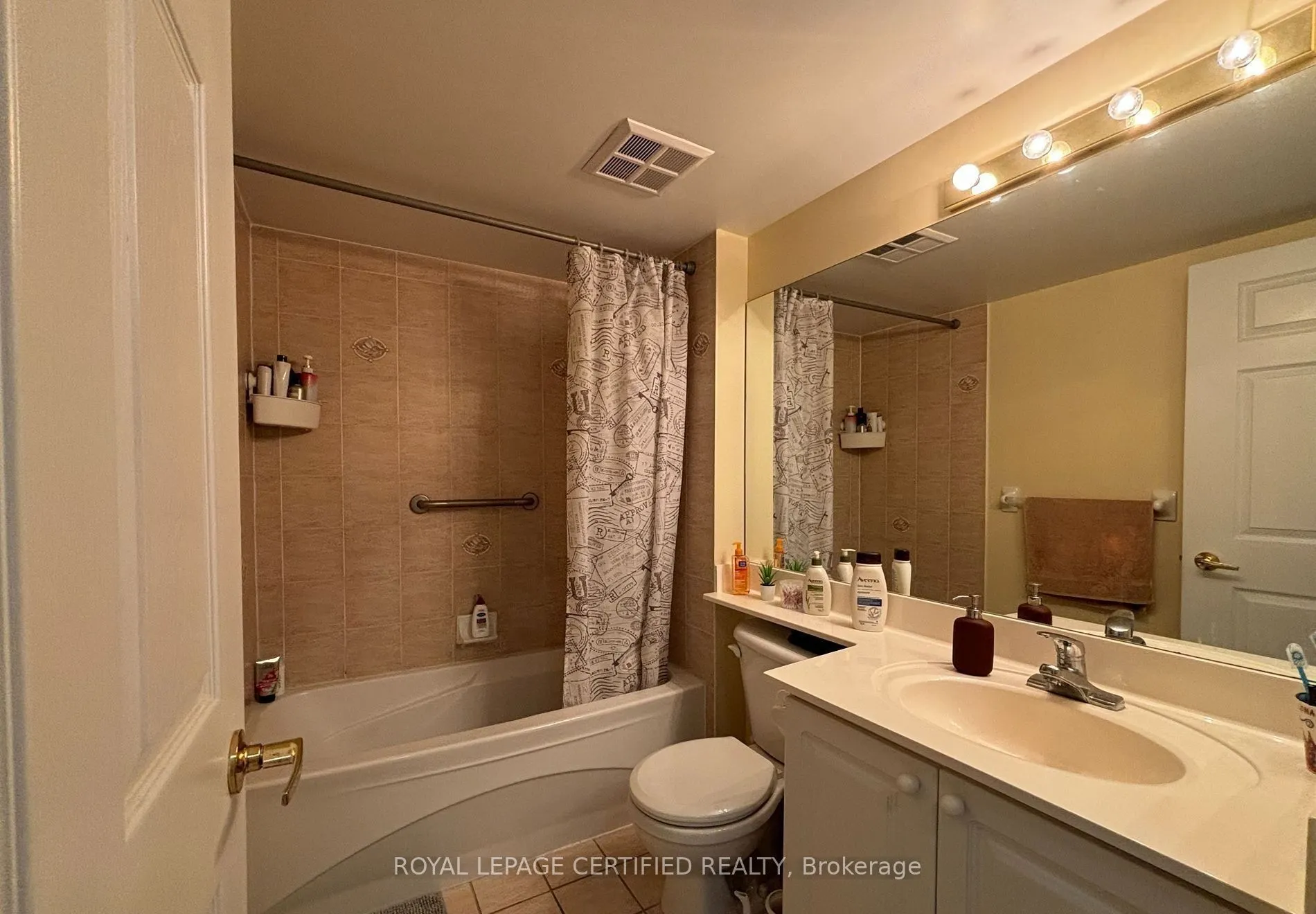 25 Kingsbridge Garden Circle, #1526