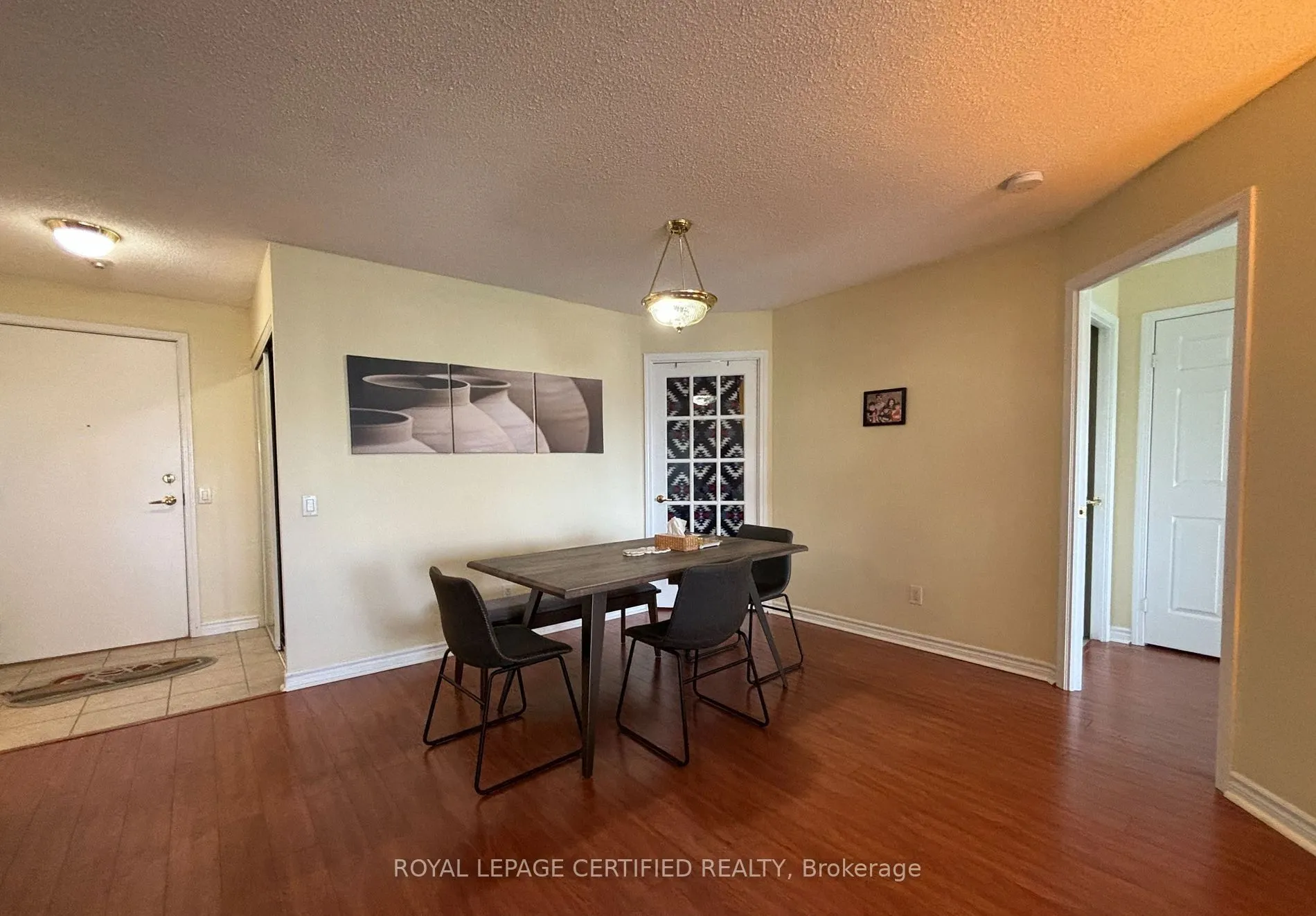 25 Kingsbridge Garden Circle, #1526