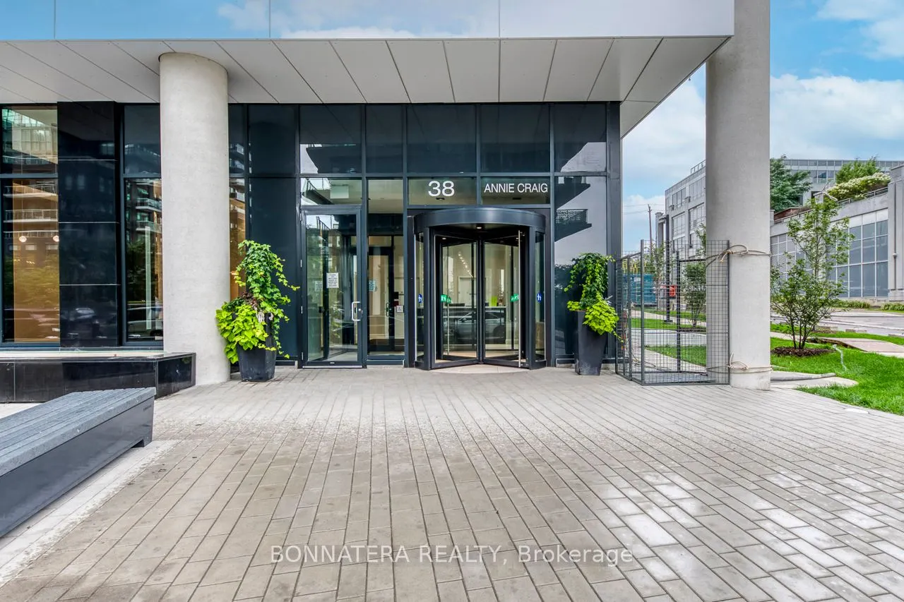 38 Annie Craig Drive, #3408