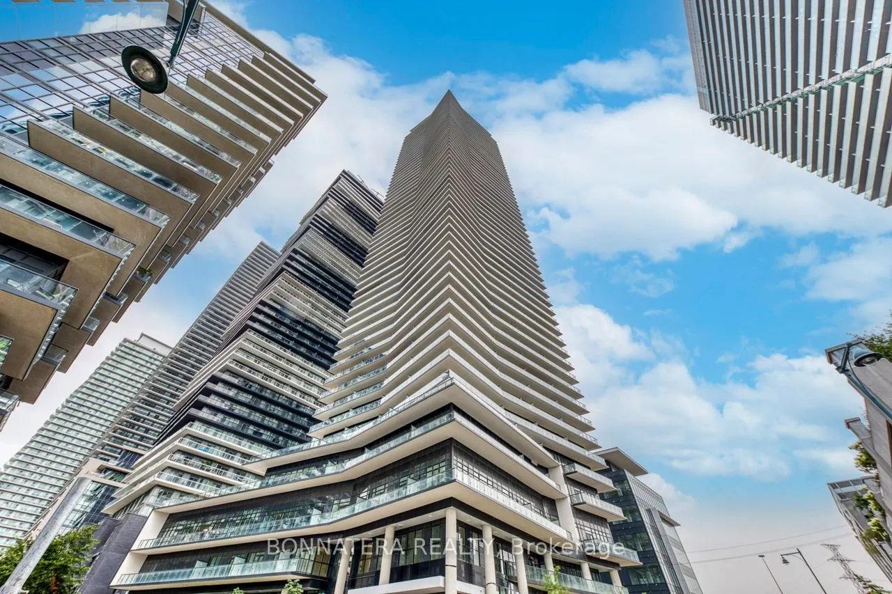 38 Annie Craig Drive, #3408