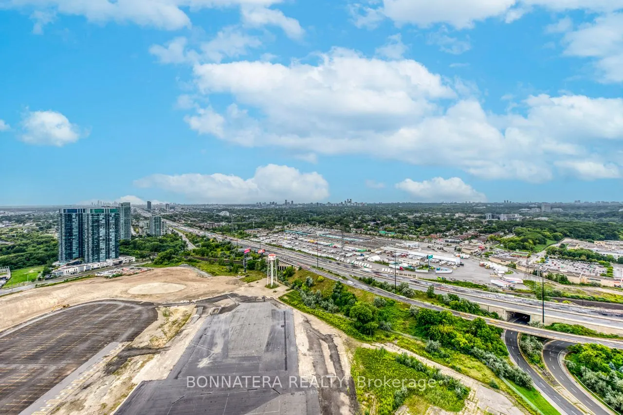 38 Annie Craig Drive, #3408