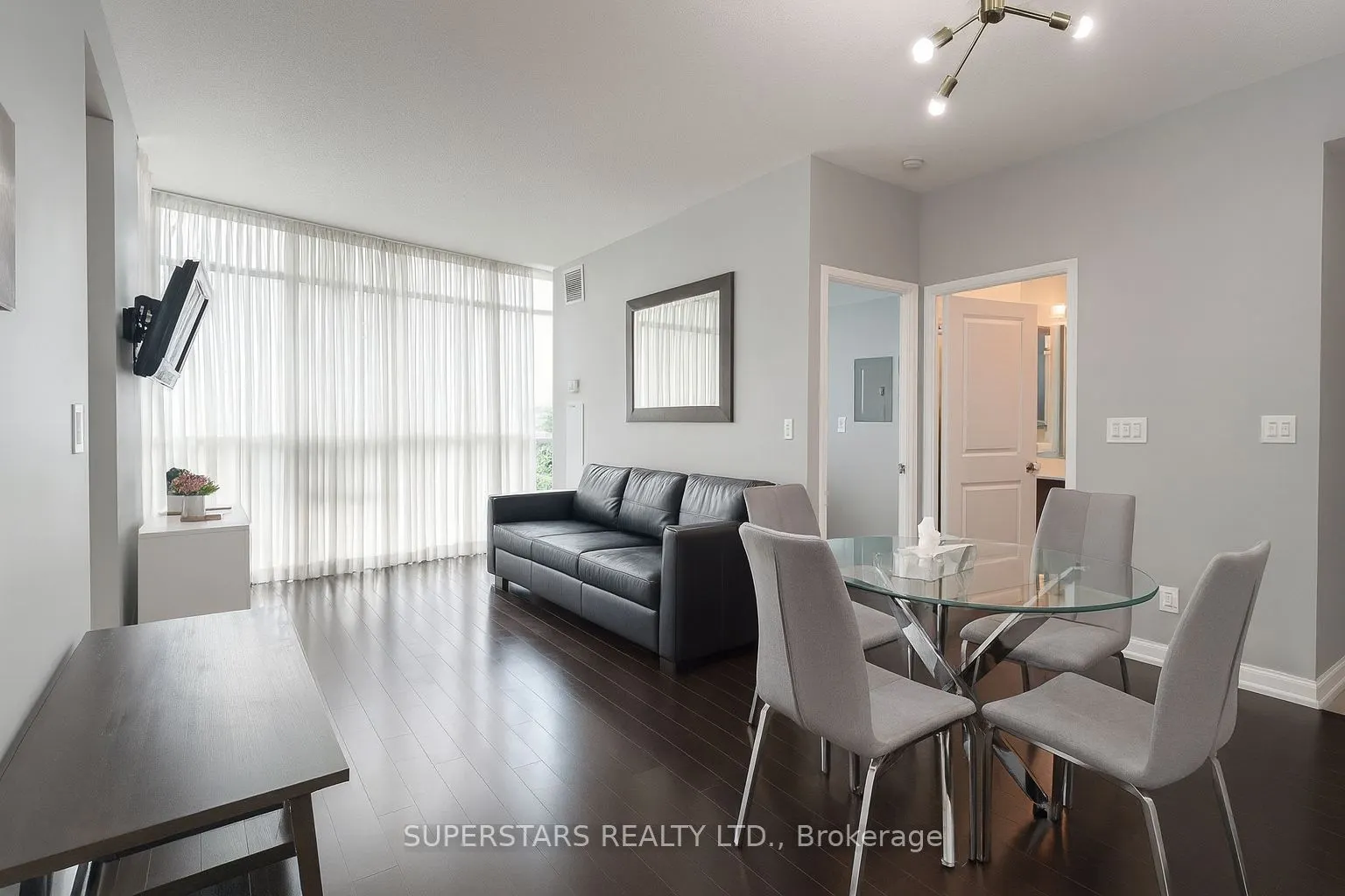 90 Absolute Avenue, #609
