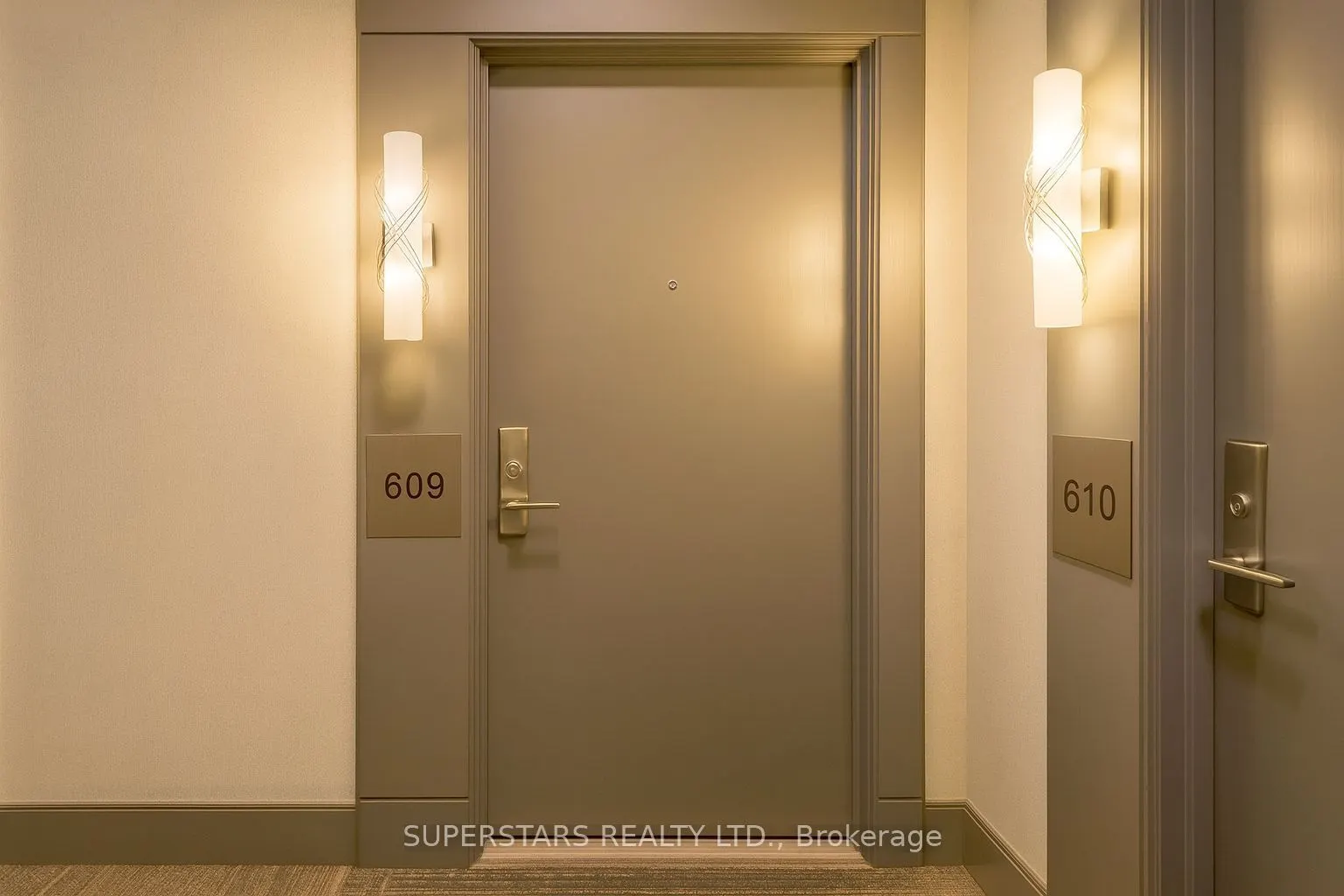 90 Absolute Avenue, #609