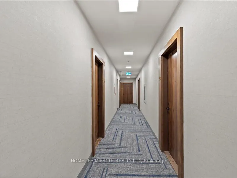 509 Dundas Street W, #224