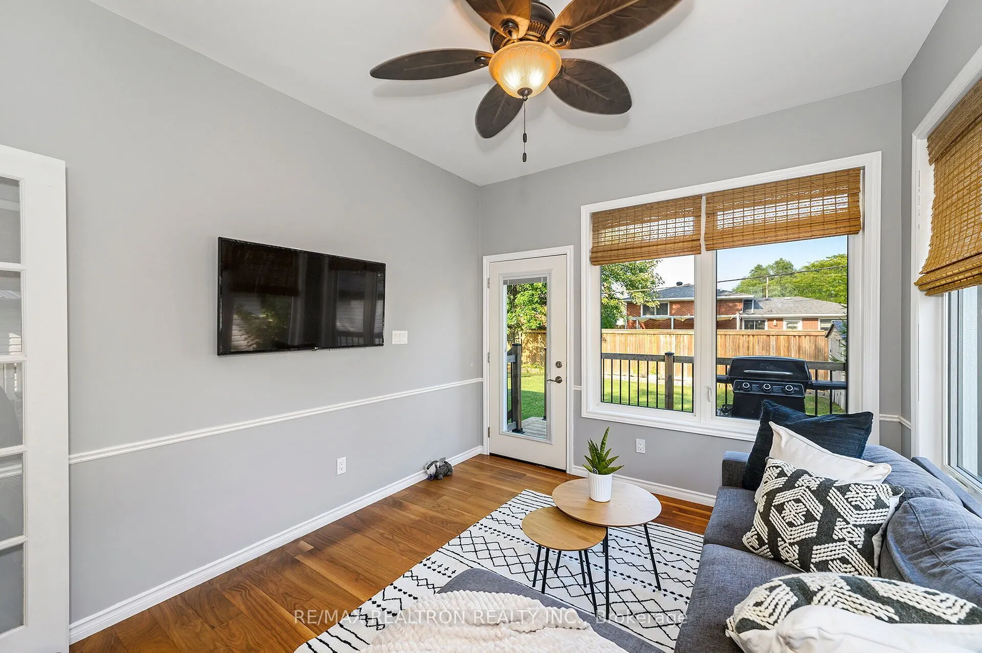 5472 Randolph Crescent